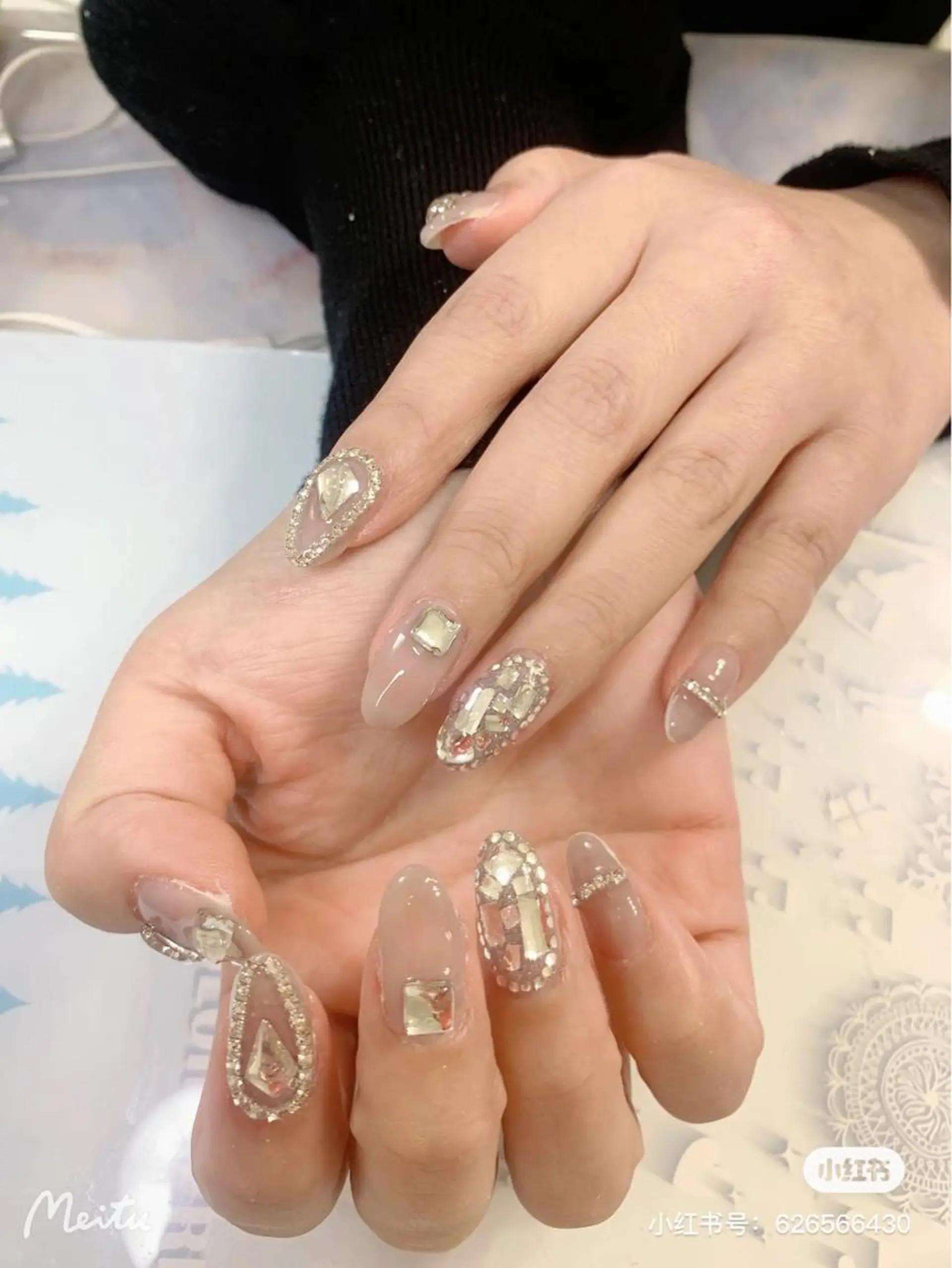 ネイル 菲菲ネイルサロン所属・FF フィフィネイルサロンのネイルデザイン