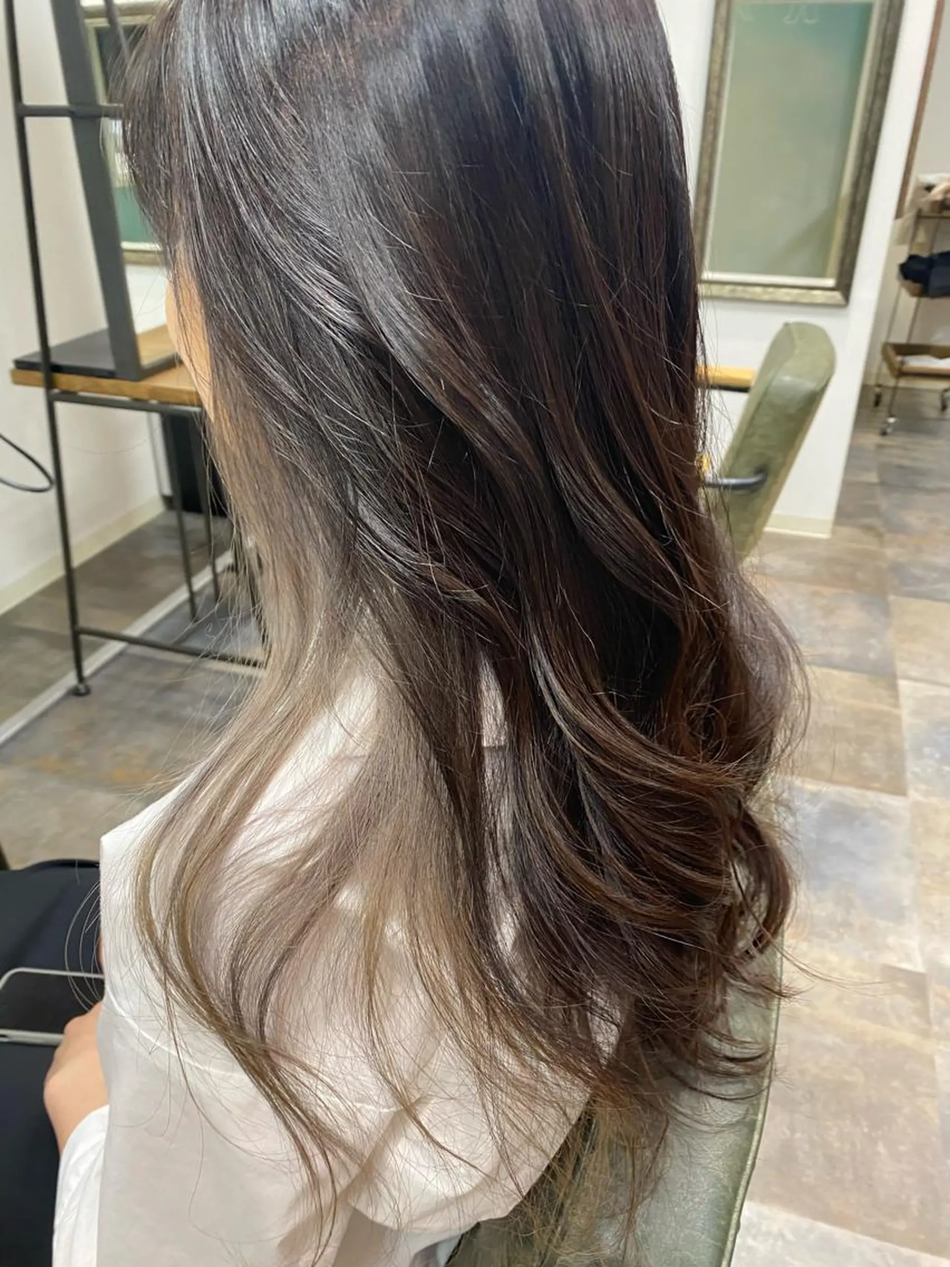 ロング ヘアカラー ハイトーンボブ Mizuki.のヘアスタイル