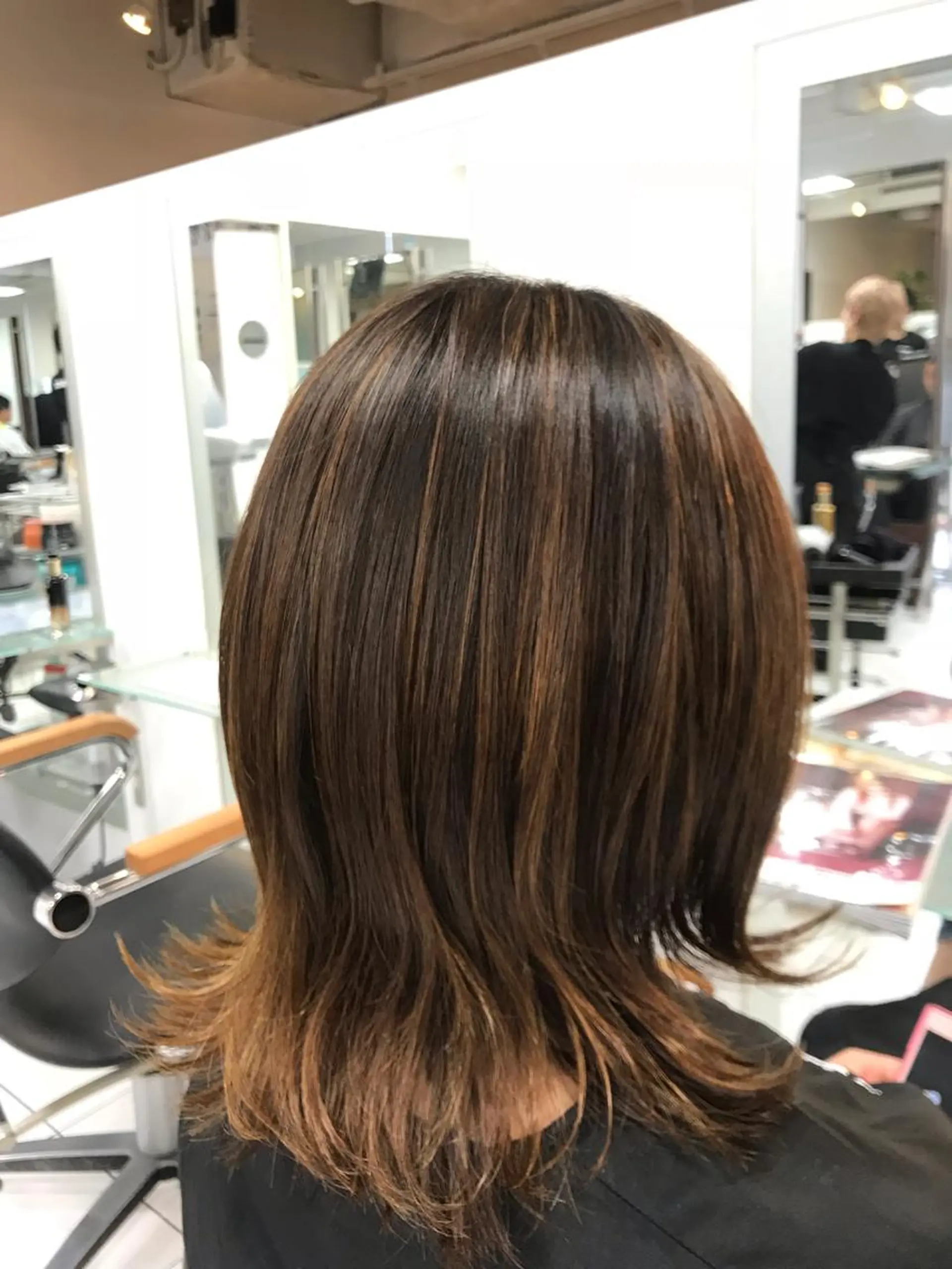 ミディアム カラー 大石 さやかのヘアスタイル