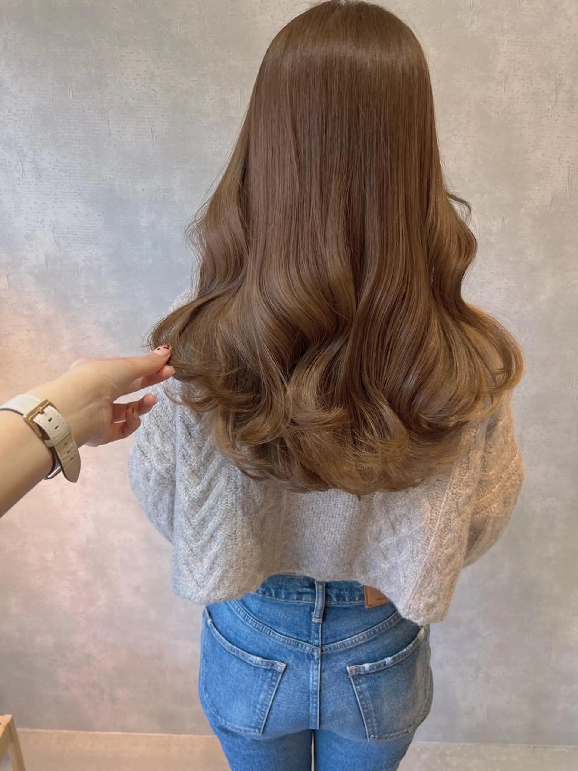 セミロング カラー ヘアアレンジ 透明感カラー ハイライトカラー ハイライト 韓国モテhair🍑 momoのヘアスタイル