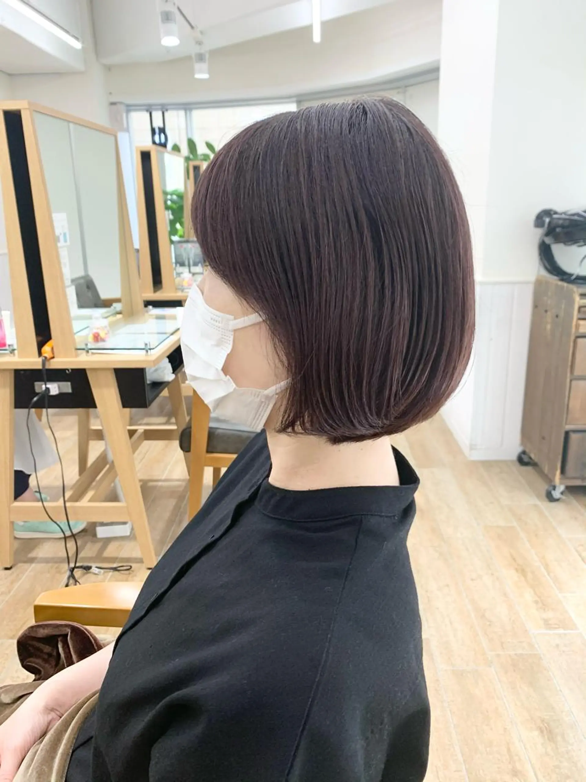 ミディアム カラー パーマ ヘアアレンジ メンズ キッズ ネイル マツエク・マツパ レイヤーカット 🌿透け感カラーのヘアスタイル