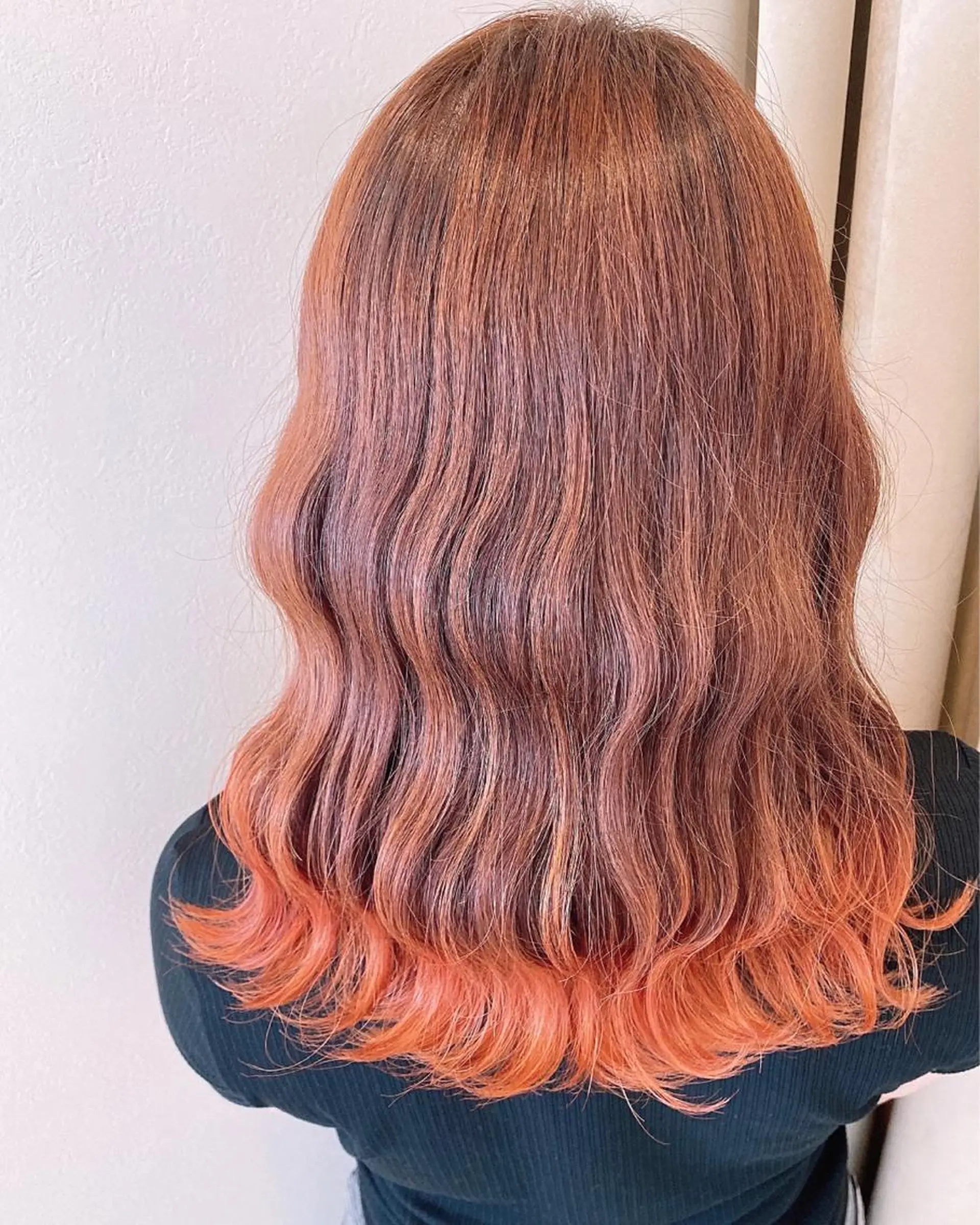 セミロング カラー ヘアアレンジ オレンジ シールエクステ専門店 Spira藤崎宮のヘアスタイル