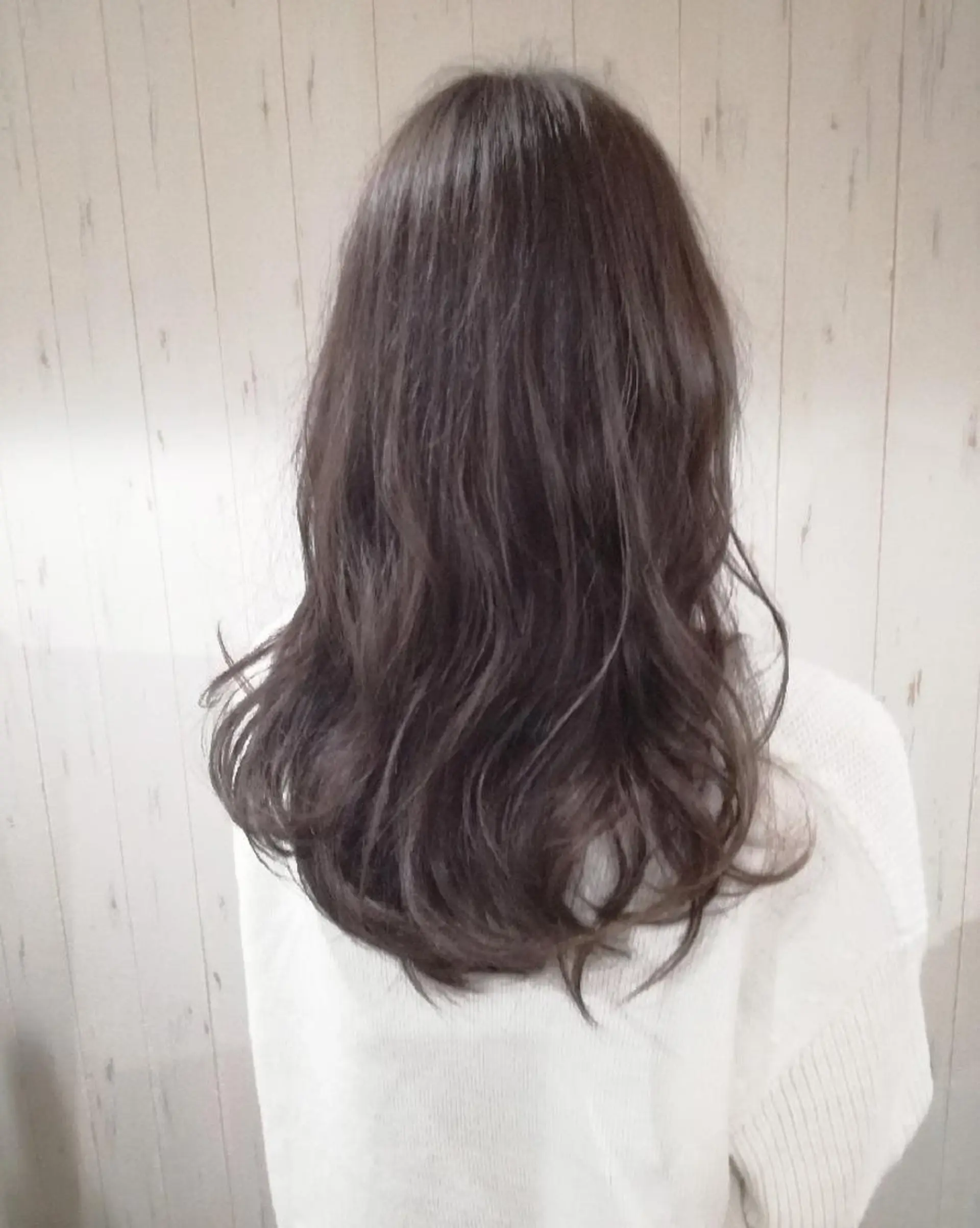 セミロング カラー アッシュ ラベンダーカラー ラベンダーアッシュ 西川 敏夫のヘアスタイル