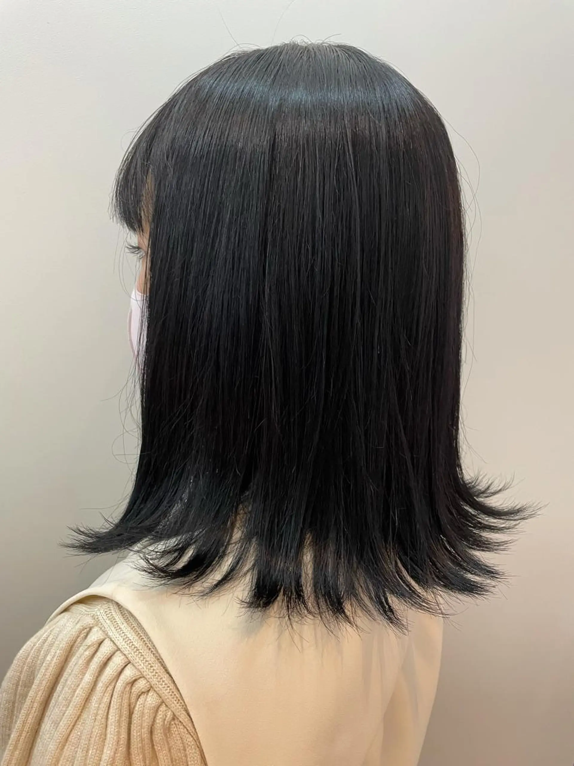 ミディアム カラー 黒髪 ブルーカラー ブルーブラック ショート/脱白髪染め ☆宇﨑悠実のヘアスタイル