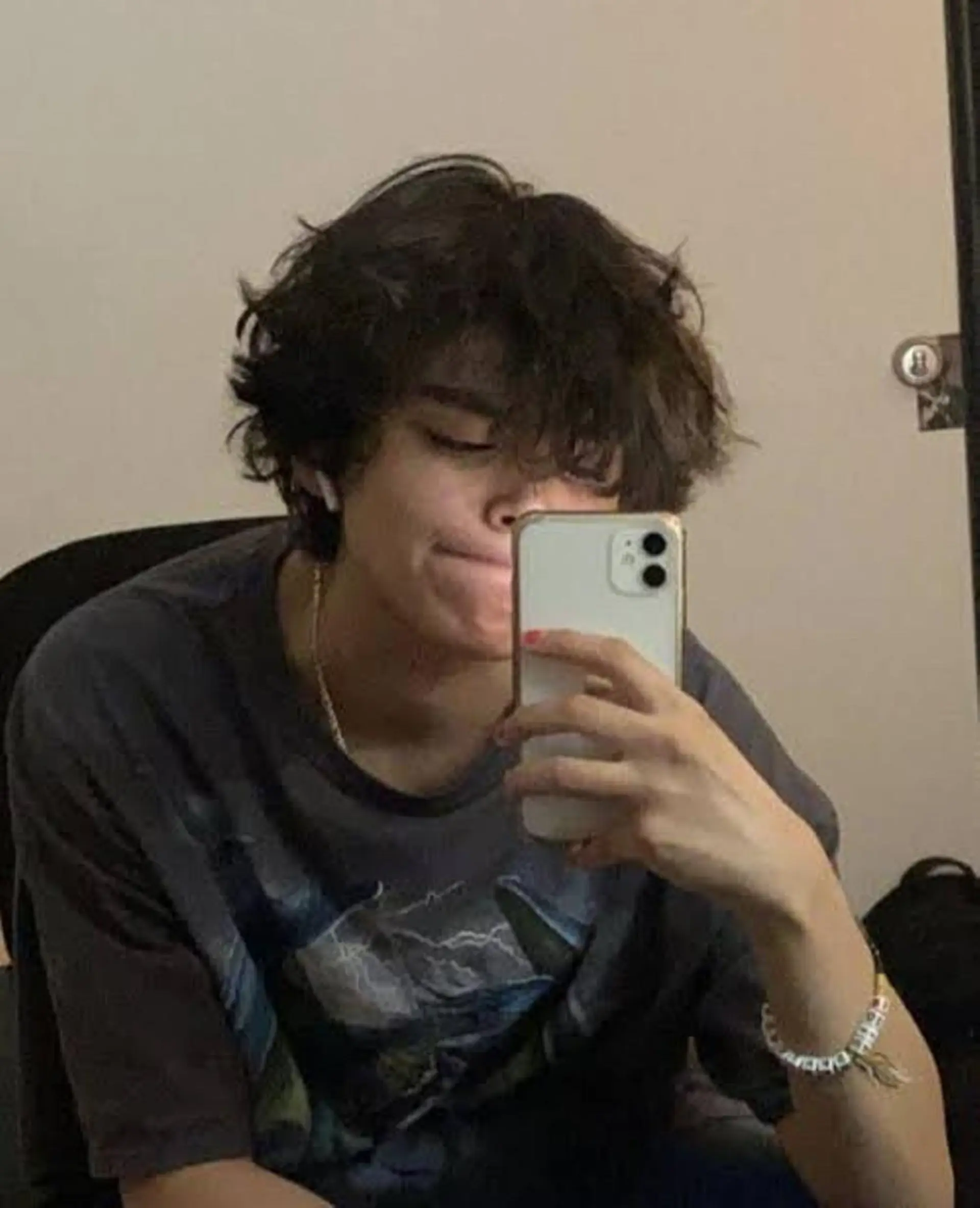 カラー パーマ ヘアアレンジ メンズ キッズ ネイル マツエク・マツパ アイブロウ カット パーマ トリートメント ショートヘア原宿 fifth コシのヘアスタイル