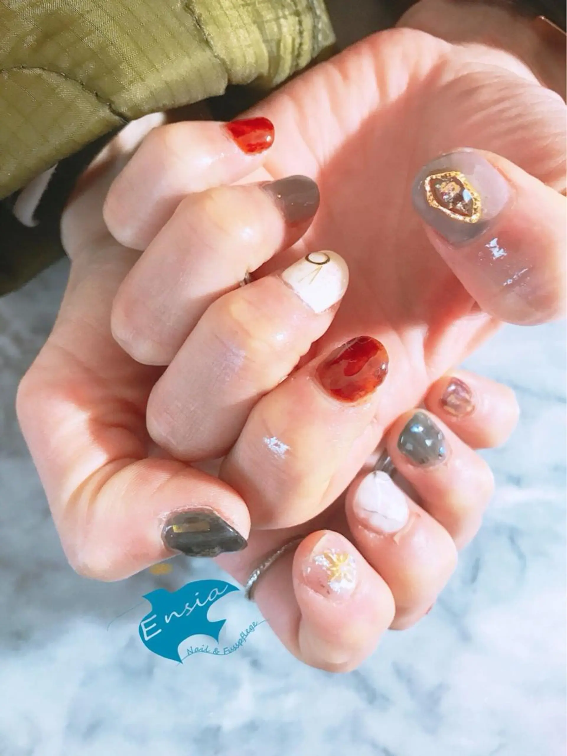 ネイル ENSIA エンシアのネイルデザイン