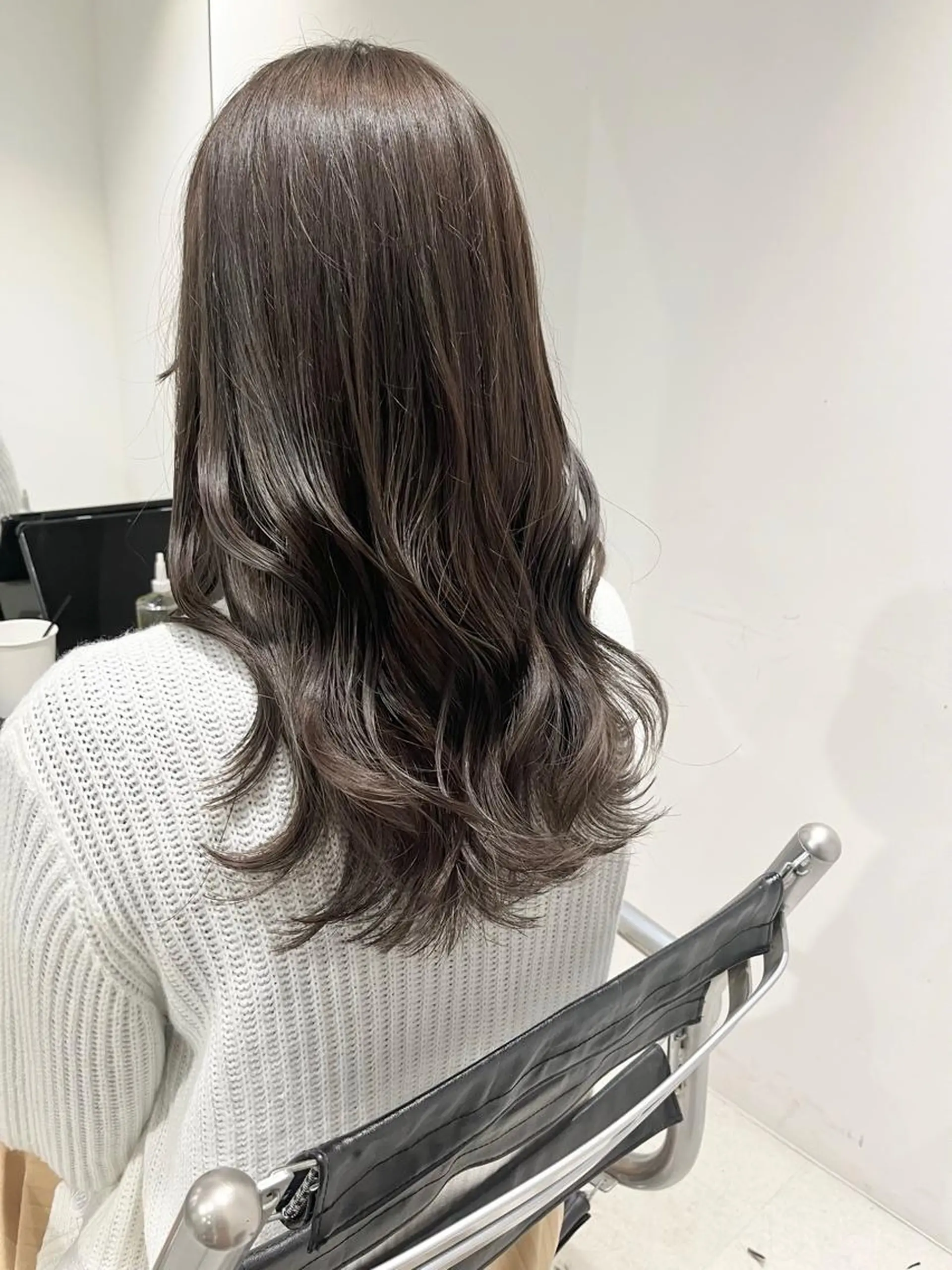 ロング カラー ヘアアレンジ カット ヘアカラー トリートメント ヘッドスパ ヘアセット 透明感/オリーブ/ グレージュ/YUKAのヘアスタイル