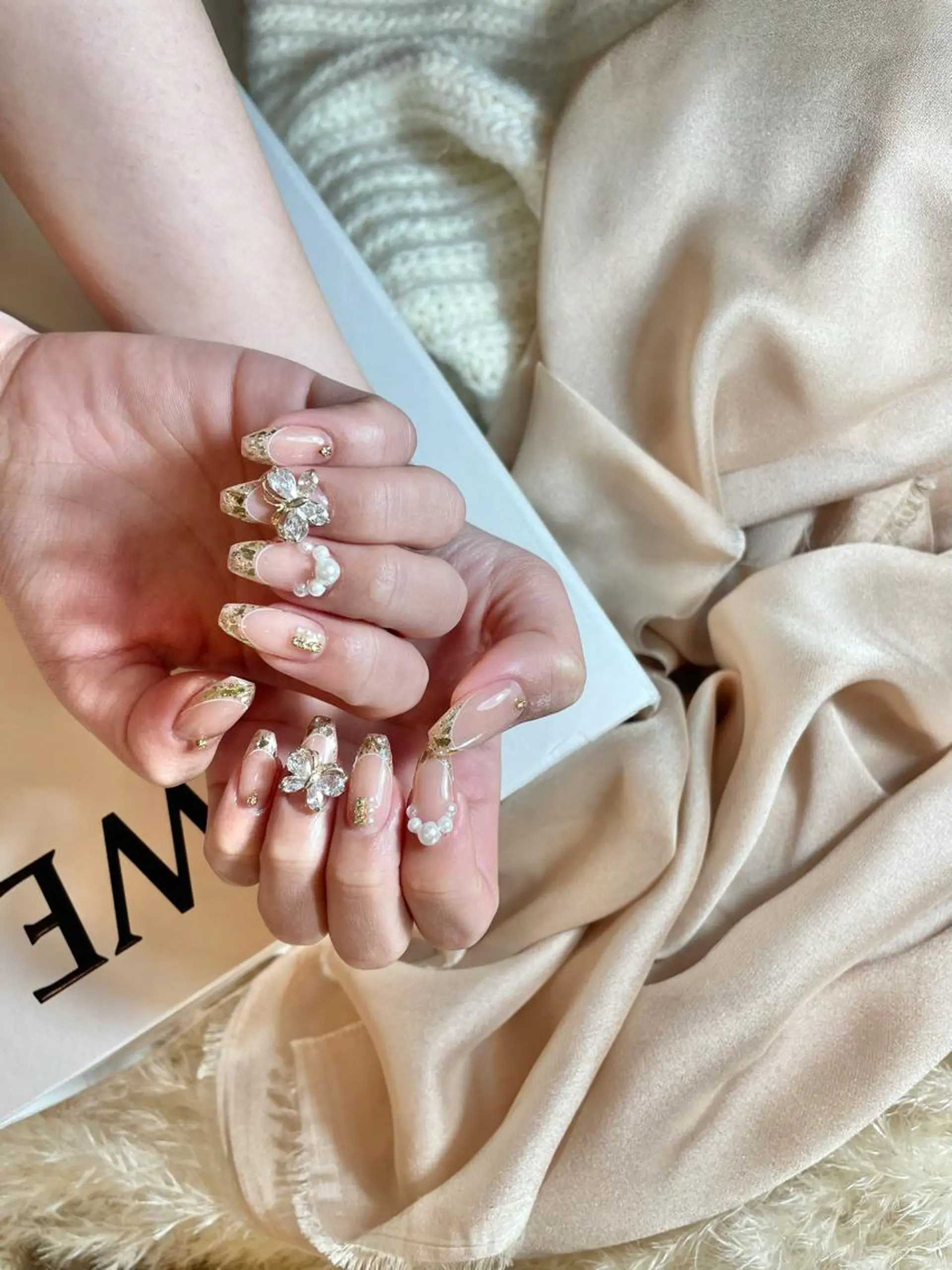 ネイル フレンチネイル ガラスフレンチ 土屋 智子のネイルデザイン