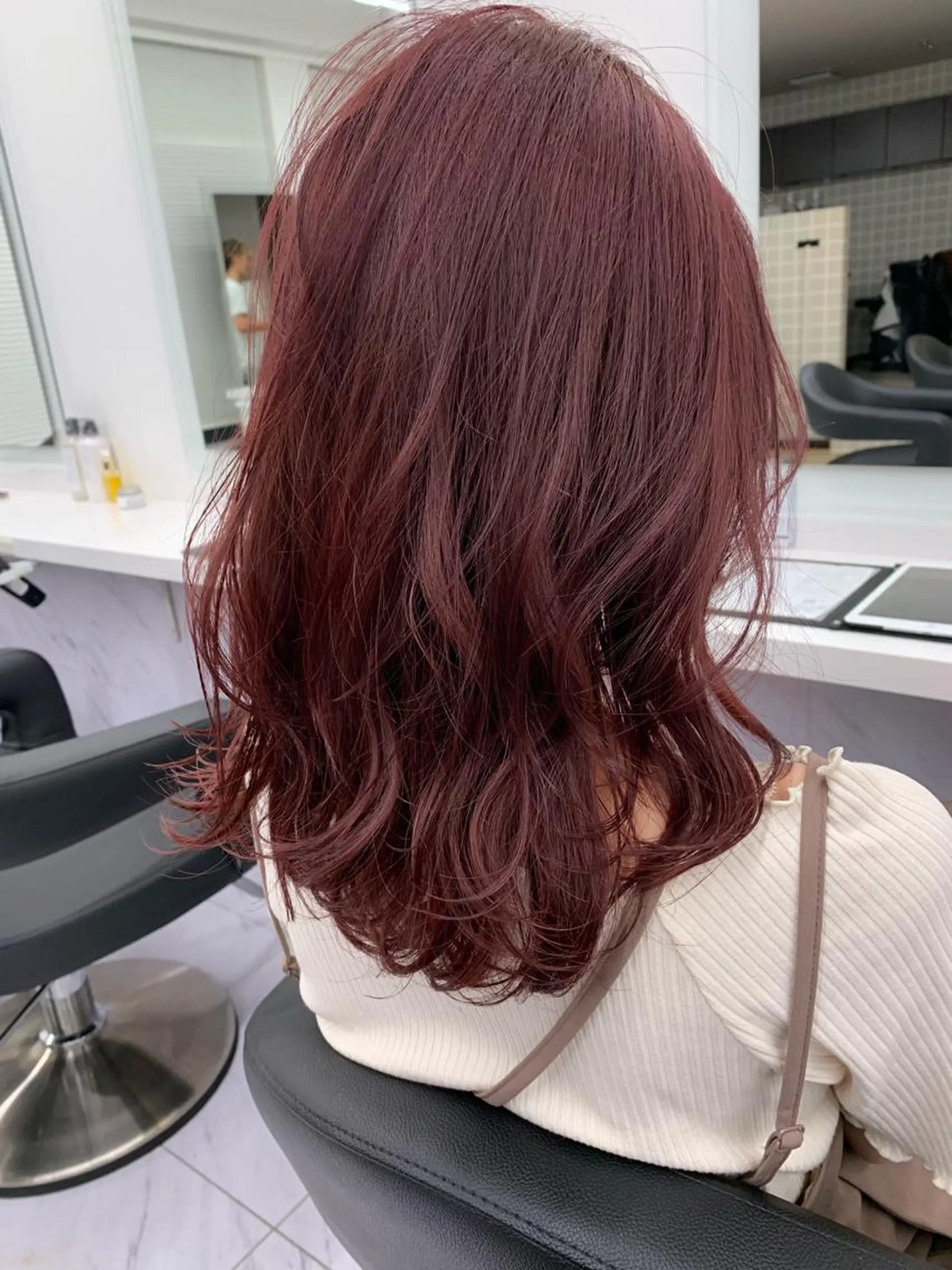 セミロング 【美容室が苦手な方 専問美容室】MIHOのヘアスタイル