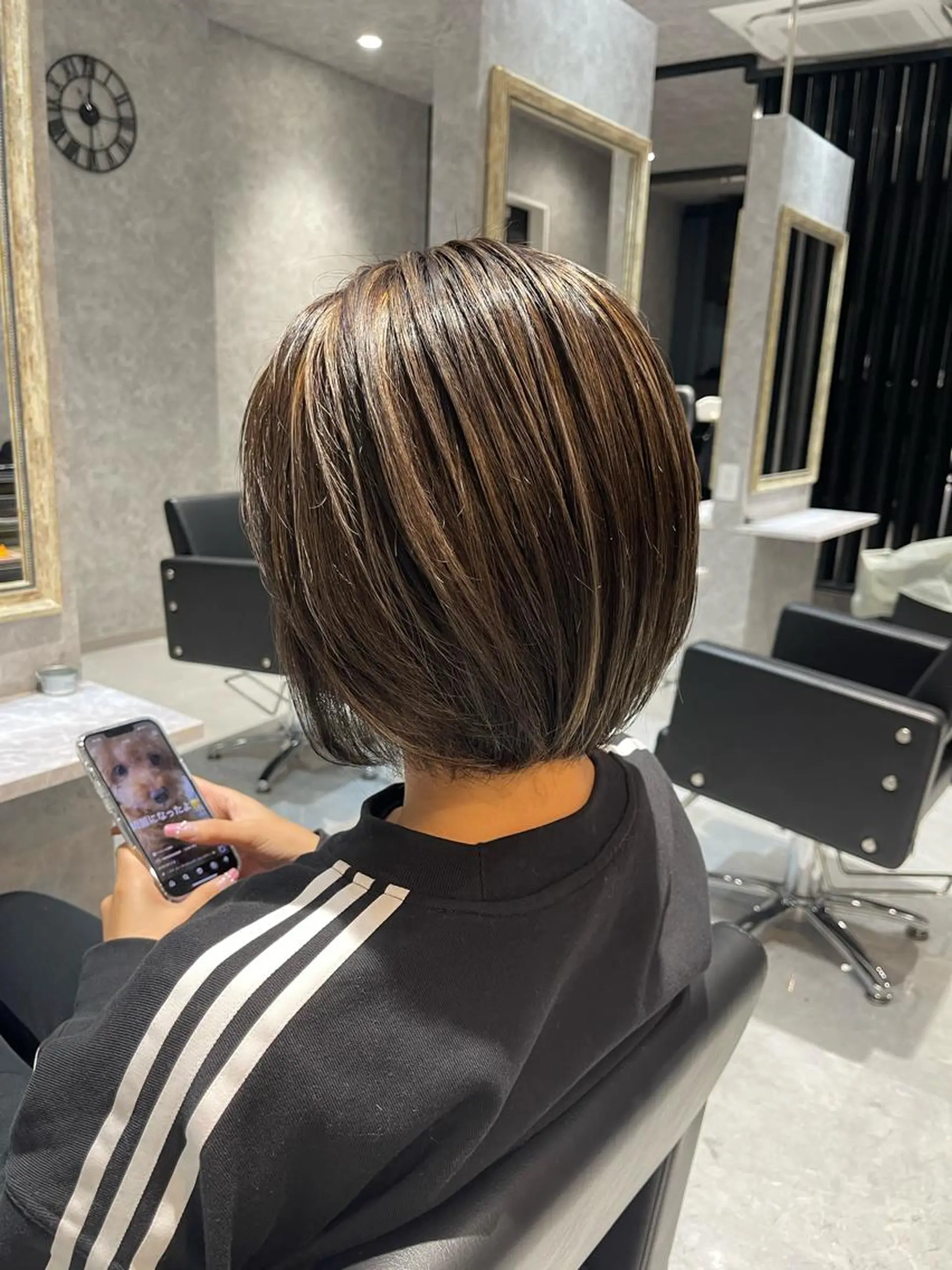 ショート ハイトーン ／ レイヤー/吉田陸斗のヘアスタイル