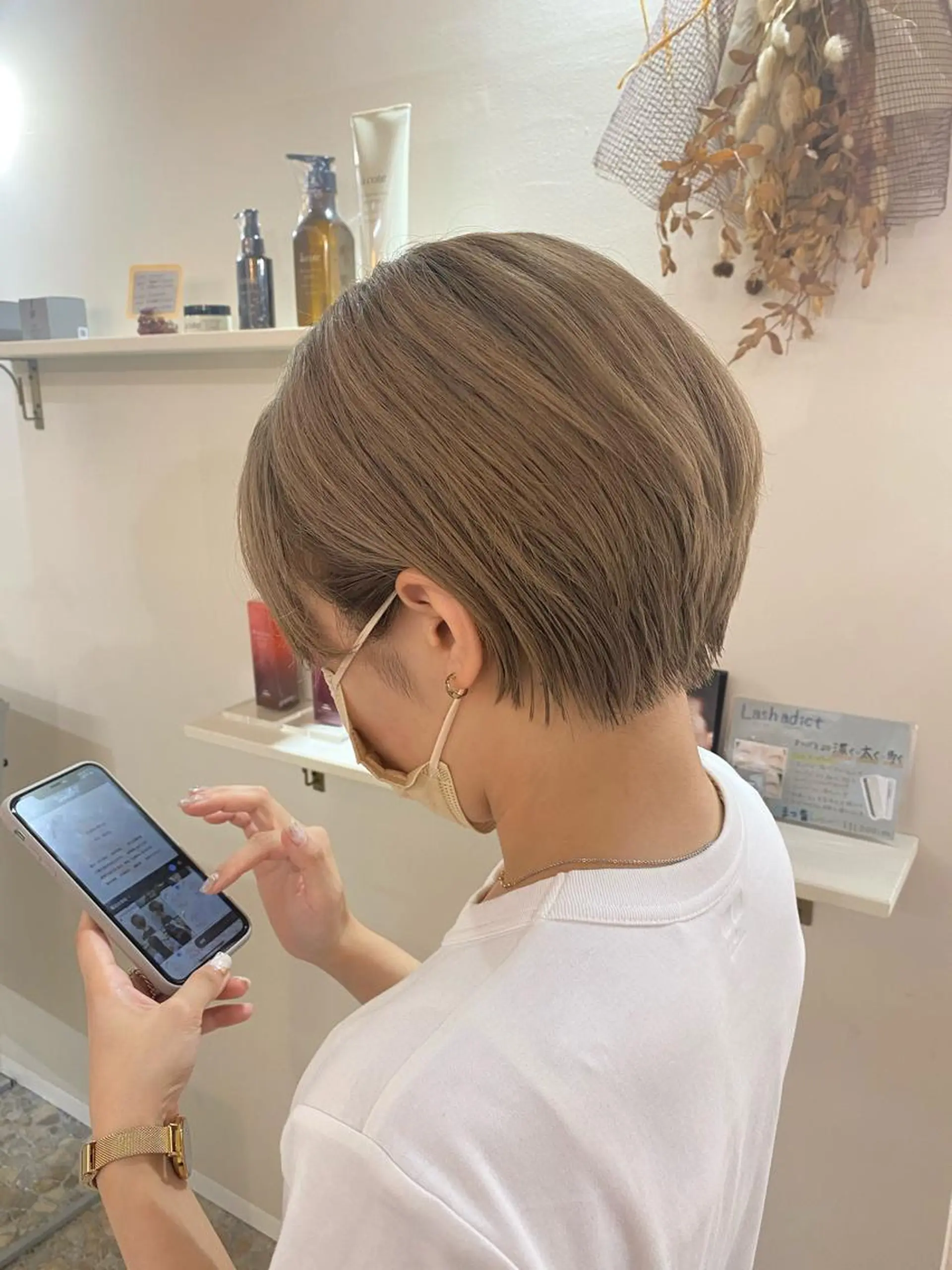 ショート カラー ベージュカラー ヘアカラー メンズカットパーマ ✂️ JOYAのヘアスタイル