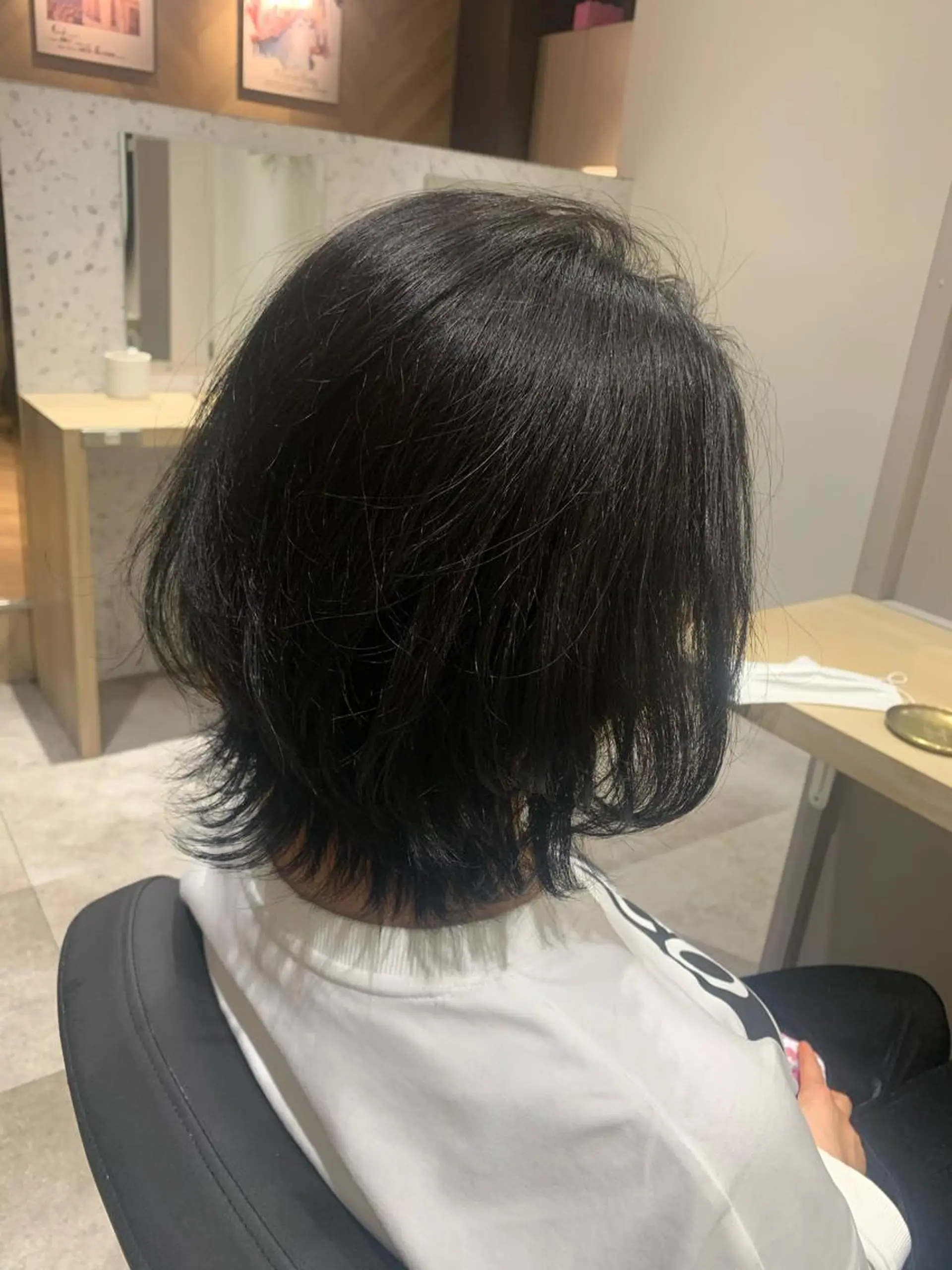 ショート カラー 🥀韓国ヘア🥀 宮津真菜のヘアスタイル