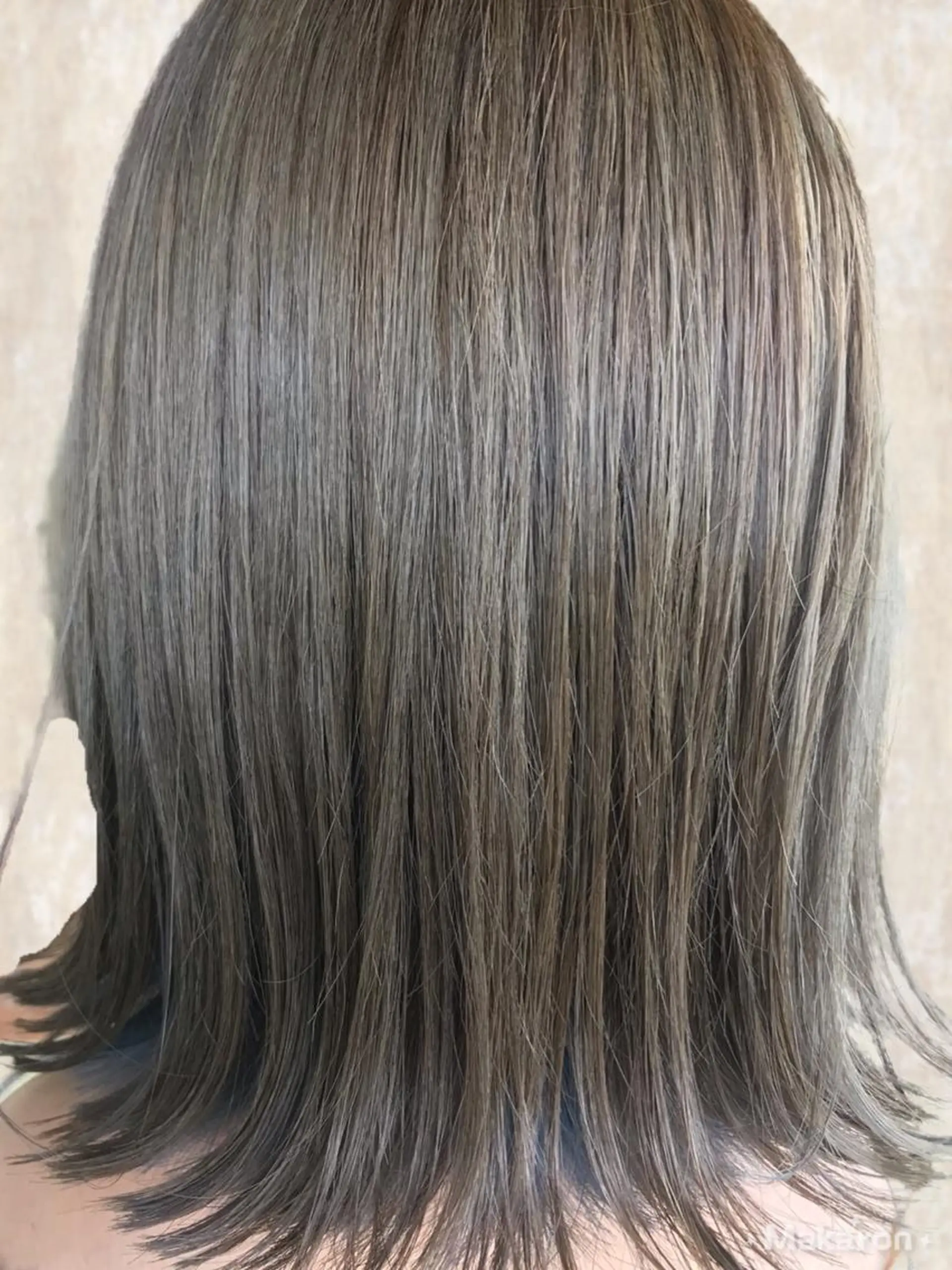 ミディアム カラー アッシュ ヘアカラー トリートメント hair works raptureのヘアスタイル