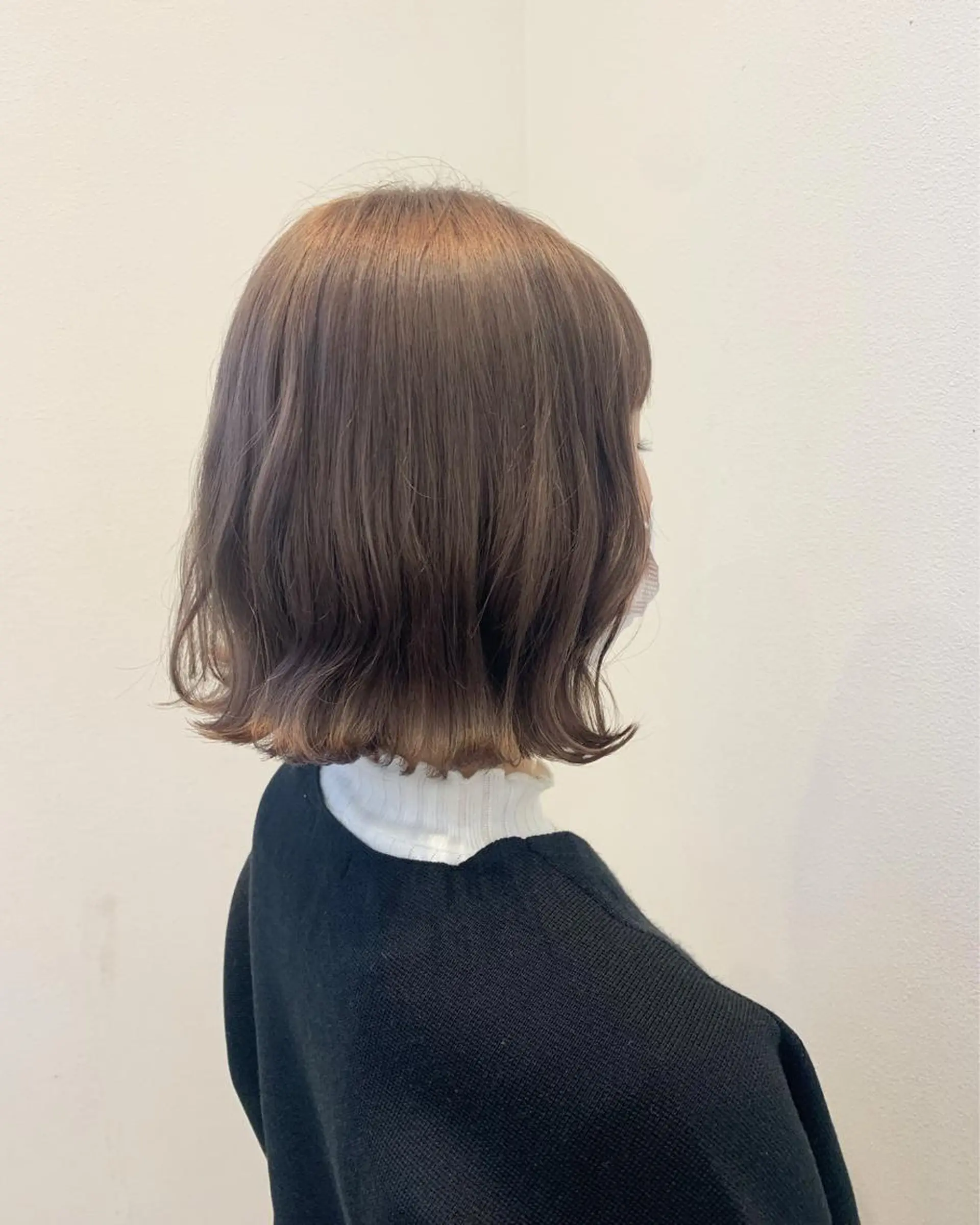 ミディアム ヘアカラー 長山 茉白のヘアスタイル