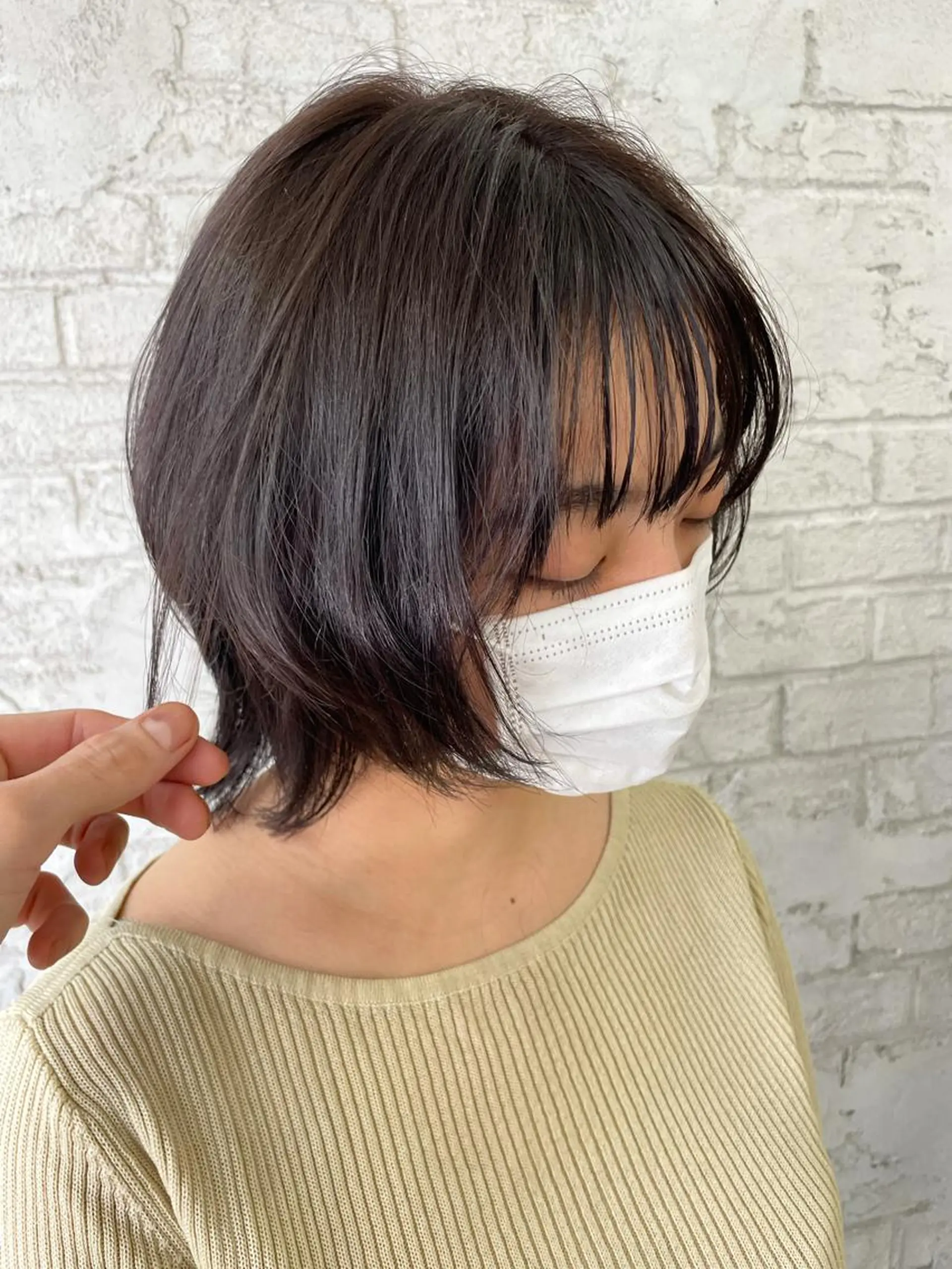 ショート カラー グレージュ ラベンダーカラー ラベンダーグレージュ ラベンダーグレー 外ハネヘア ブリーチ特化 ハイトーンRYOYAのヘアスタイル