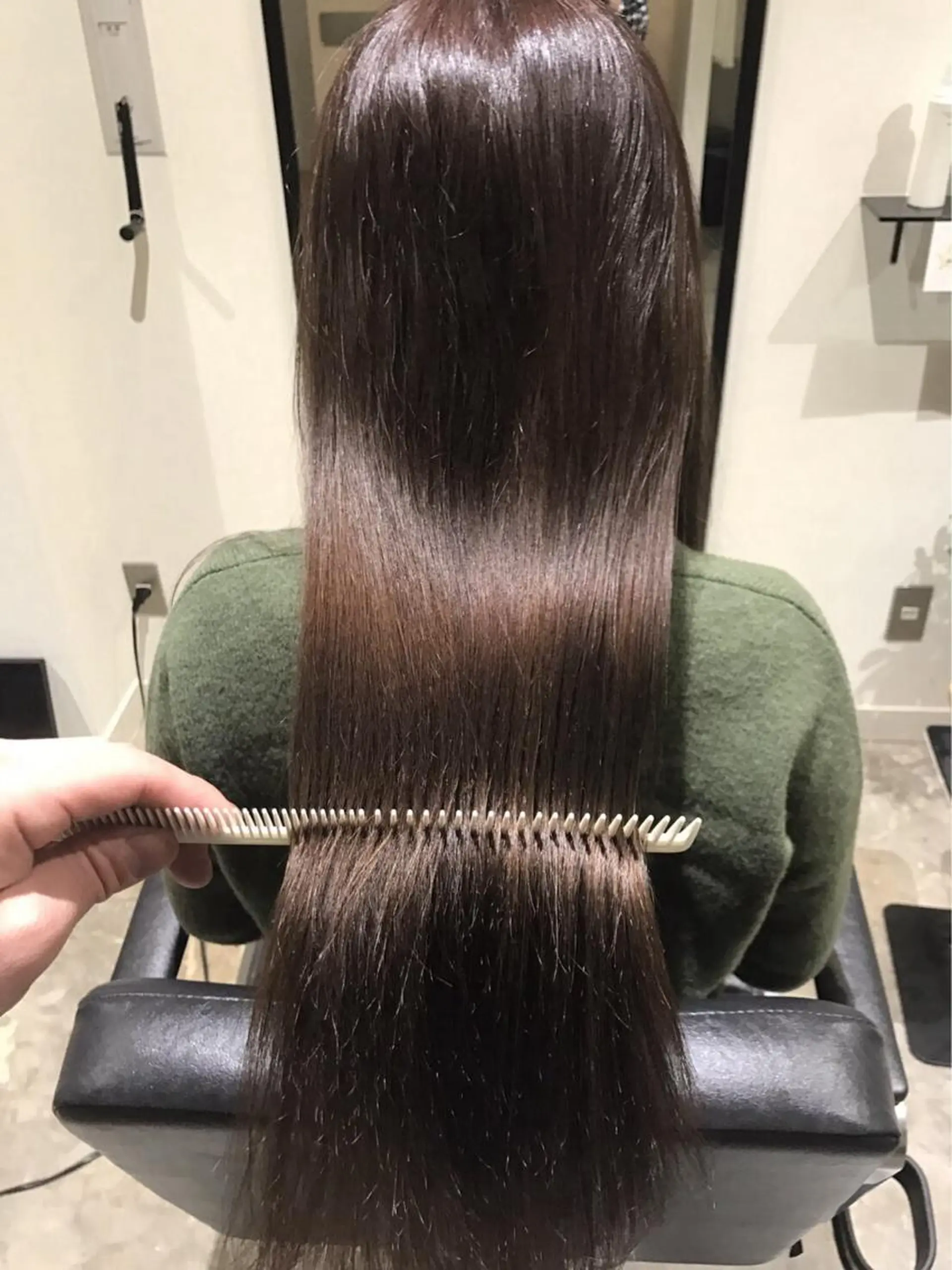 ロング カラー イルミナカラー KEN KENのヘアスタイル