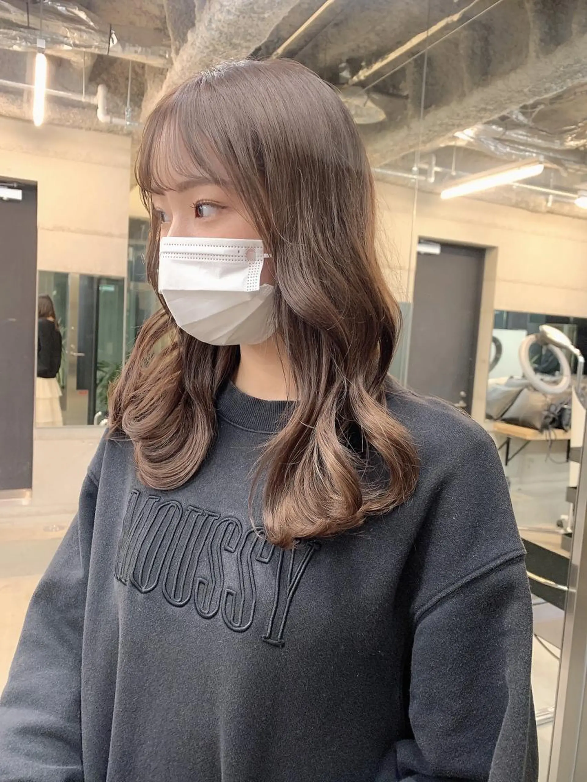 ミディアム カラー ミディアムパーマ ベージュカラー ブリーチ ケアブリーチ ダブルカラー 透明感/オリーブ/ グレージュ/YUKAのヘアスタイル