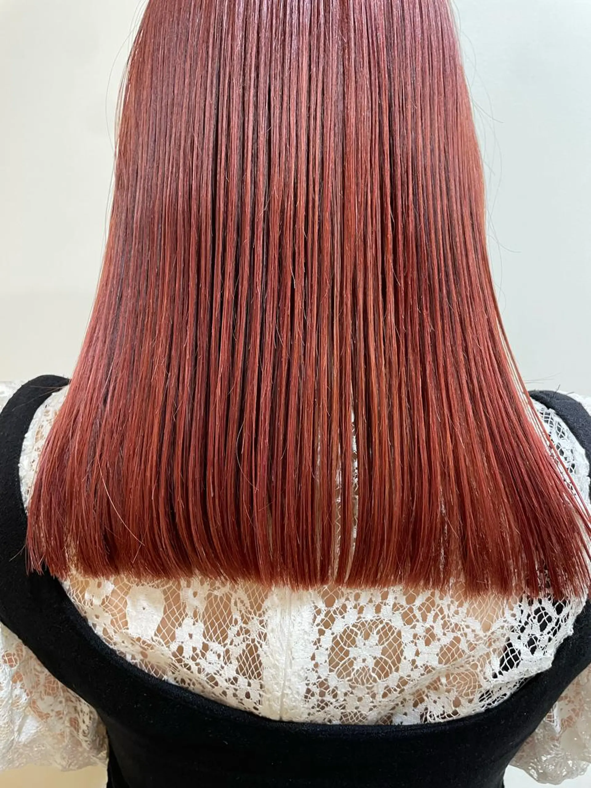 ミディアム カラー カット ヘアカラー トリートメント レイヤー/似合わせ TAKUYAのヘアスタイル