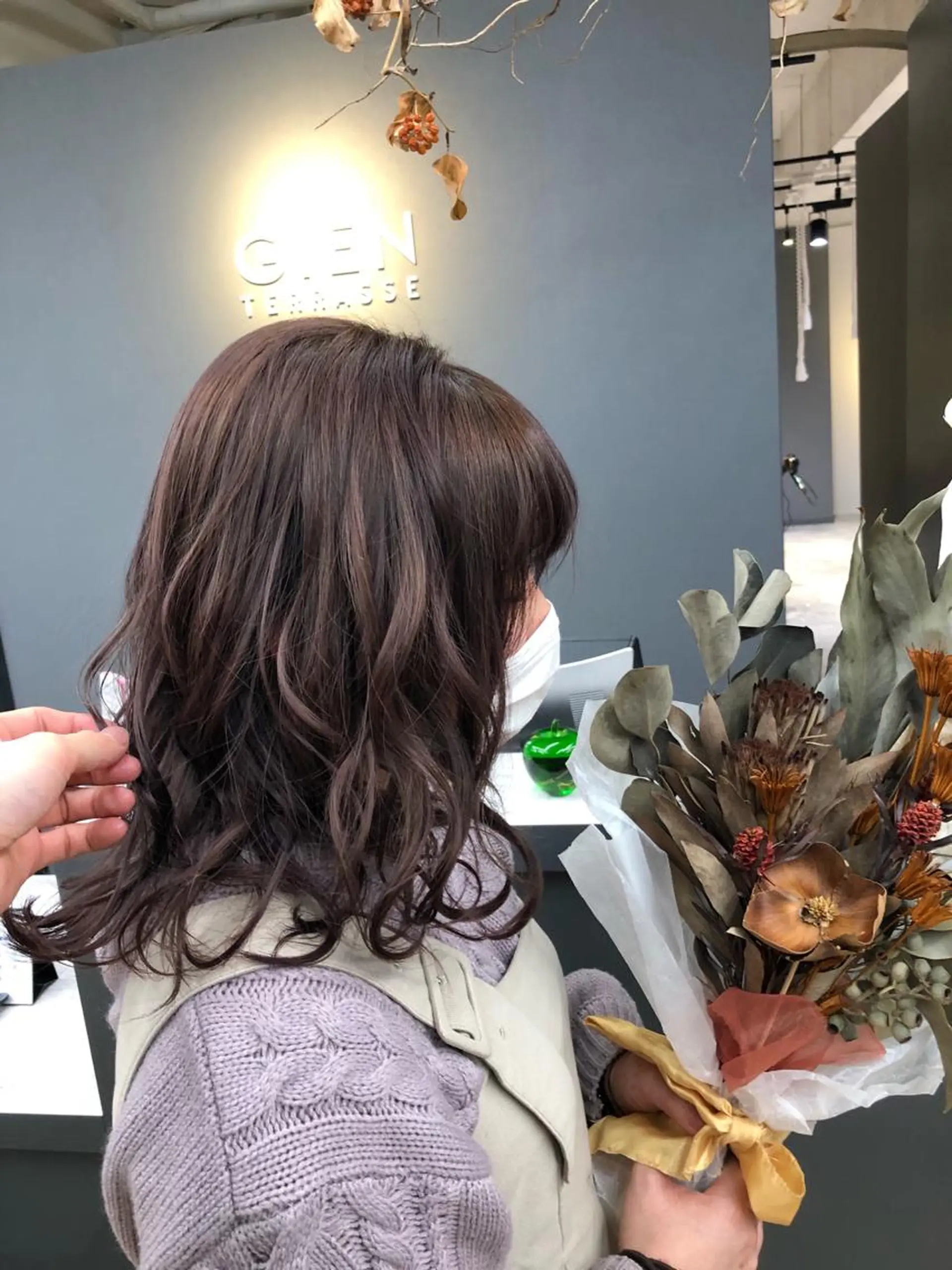 ミディアム カラー ブラウンカラー ピンクカラー ピンクブラウン GIEN 末吉 海斗のヘアスタイル