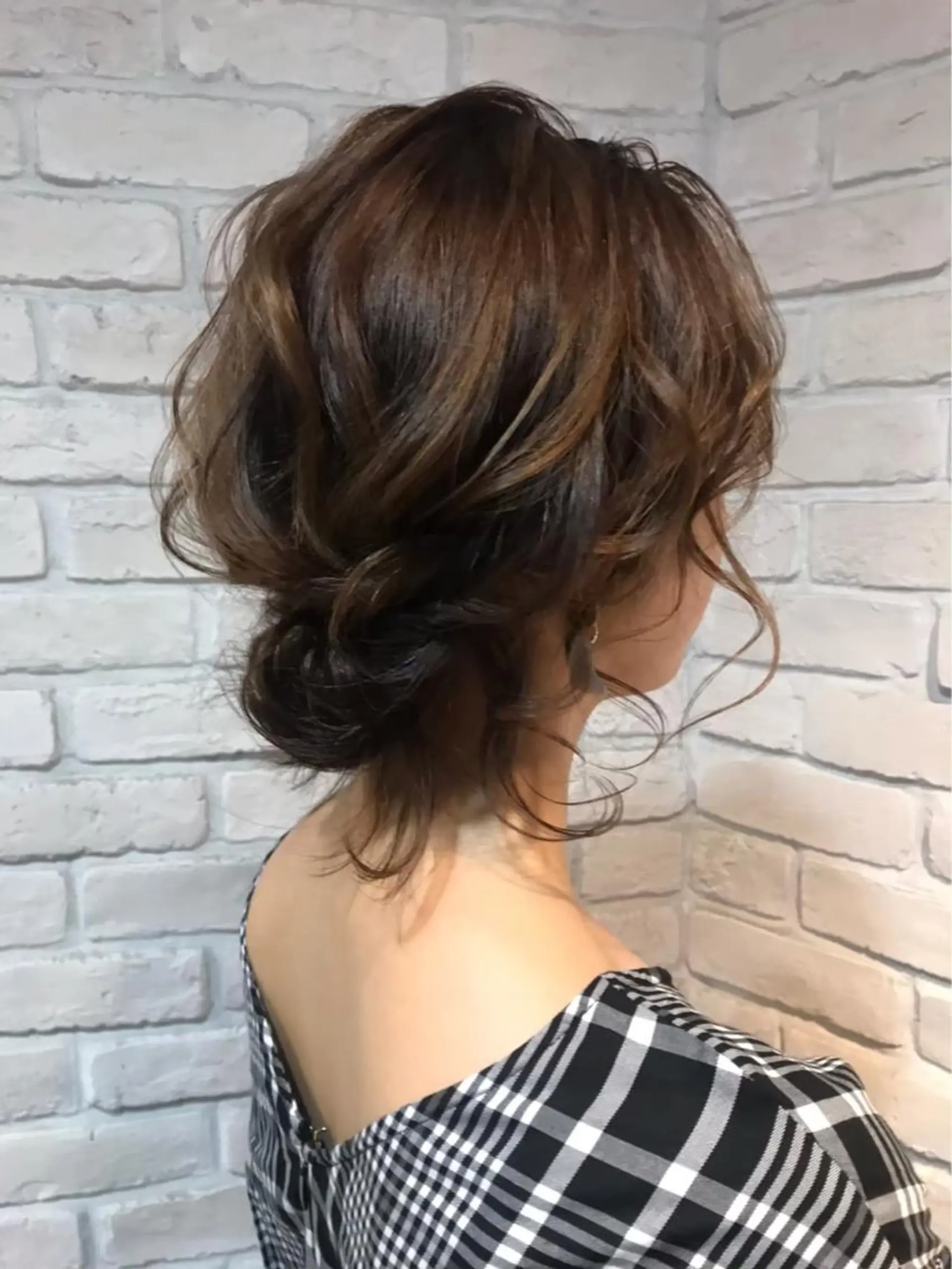 ヘアアレンジ あやかショート 白髪ぼかしのヘアスタイル