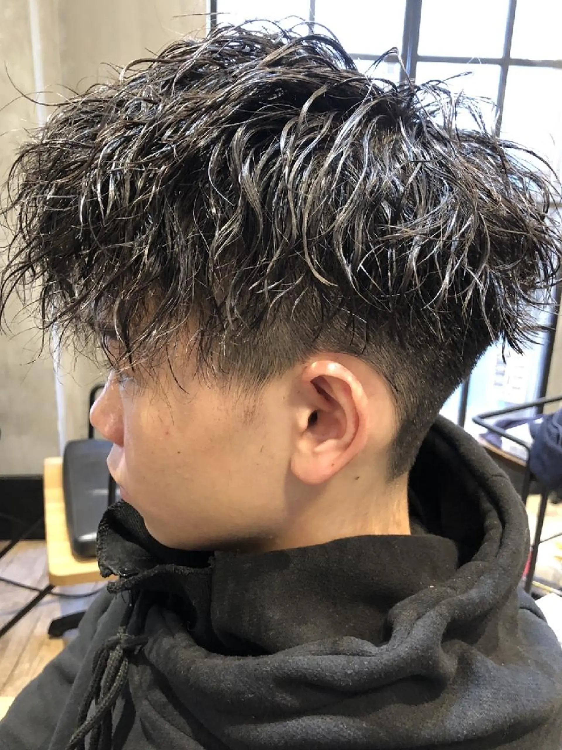 パーマ メンズ ショート カット パーマ トリートメント ヘアセット 新宿メンズ専門 モテ清潔感パーマ特化のヘアスタイル