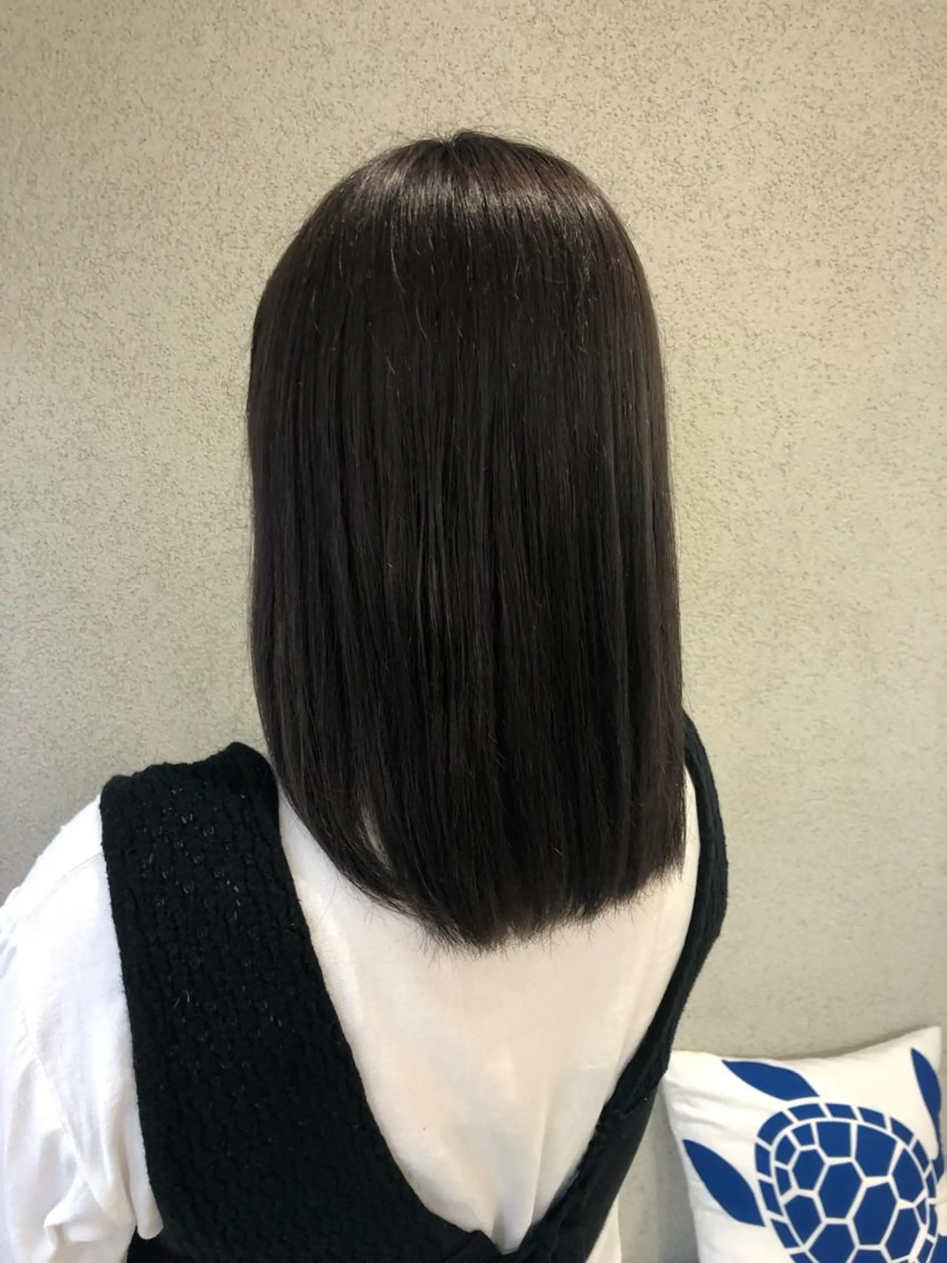 セミロング カラー グレージュ ヘアカラー 阿部 美咲のヘアスタイル