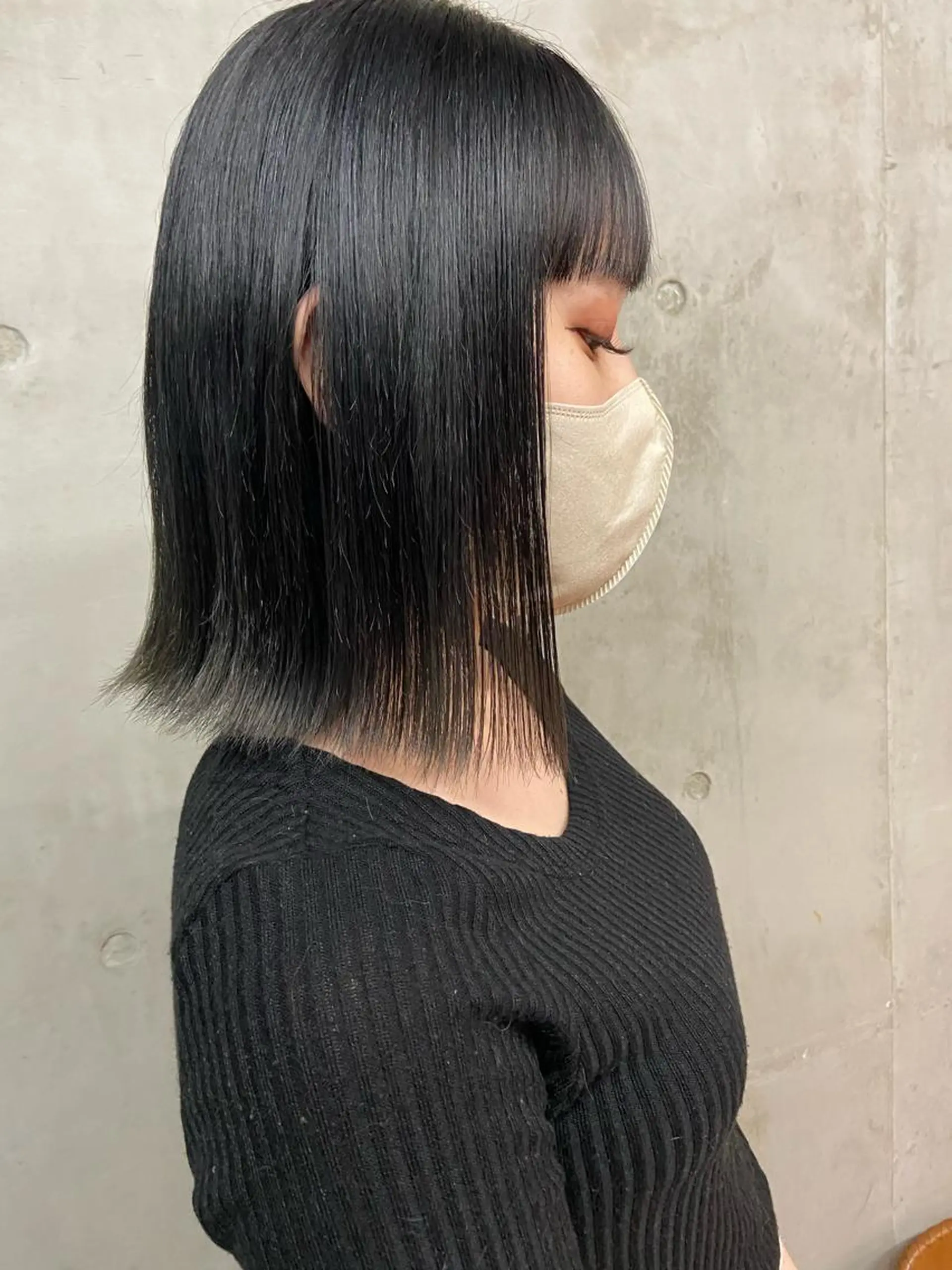ミディアム カラー SALTWATER AYARIのヘアスタイル