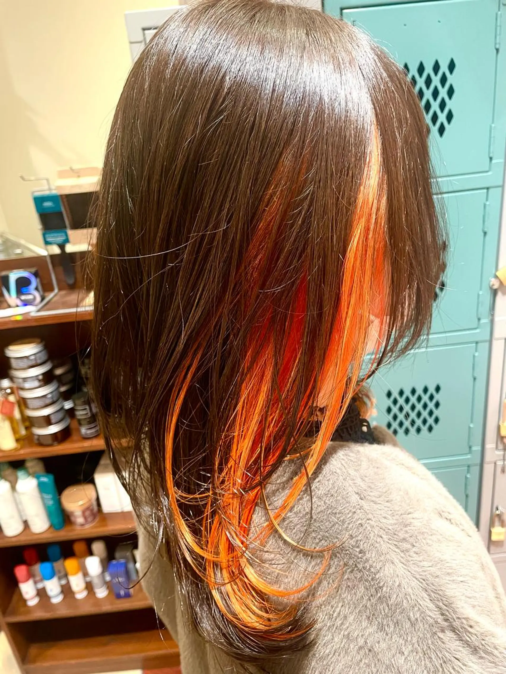 ミディアム カットモデル ヨネダのヘアスタイル