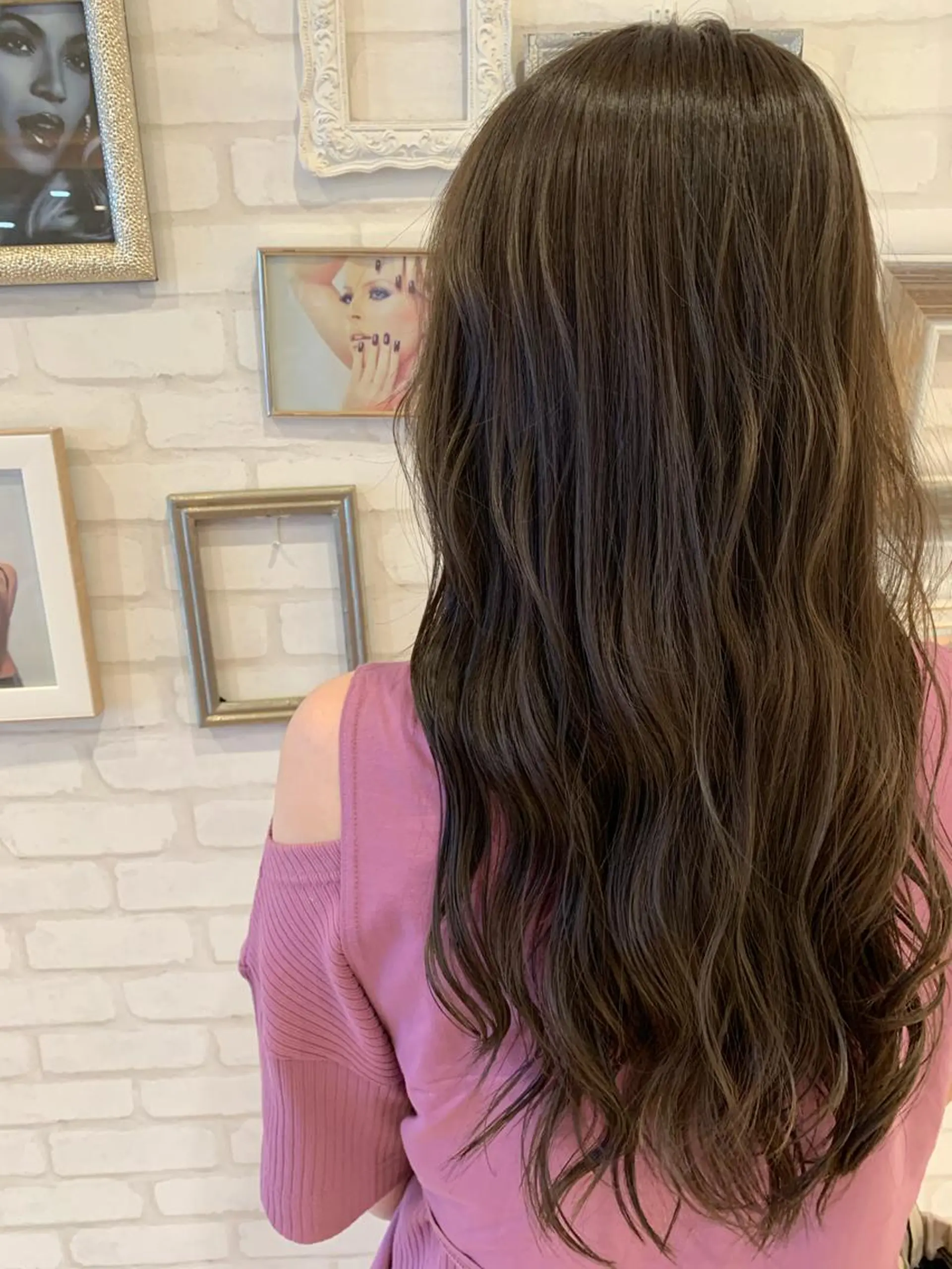 ロング カラー アッシュ ベージュカラー Gain Nanamiのエステ・リラクイメージ