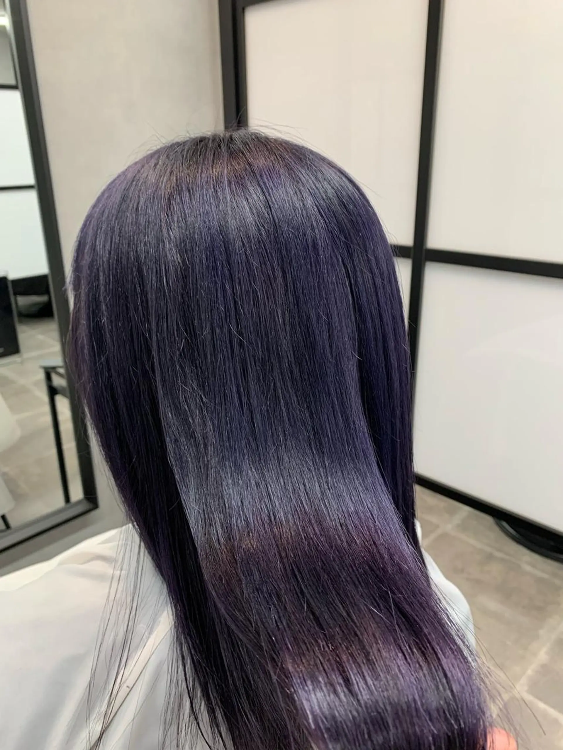 セミロング カラー ブリーチ ラベンダーカラー カット ヘアカラー トリートメント 菊地 旬のヘアスタイル