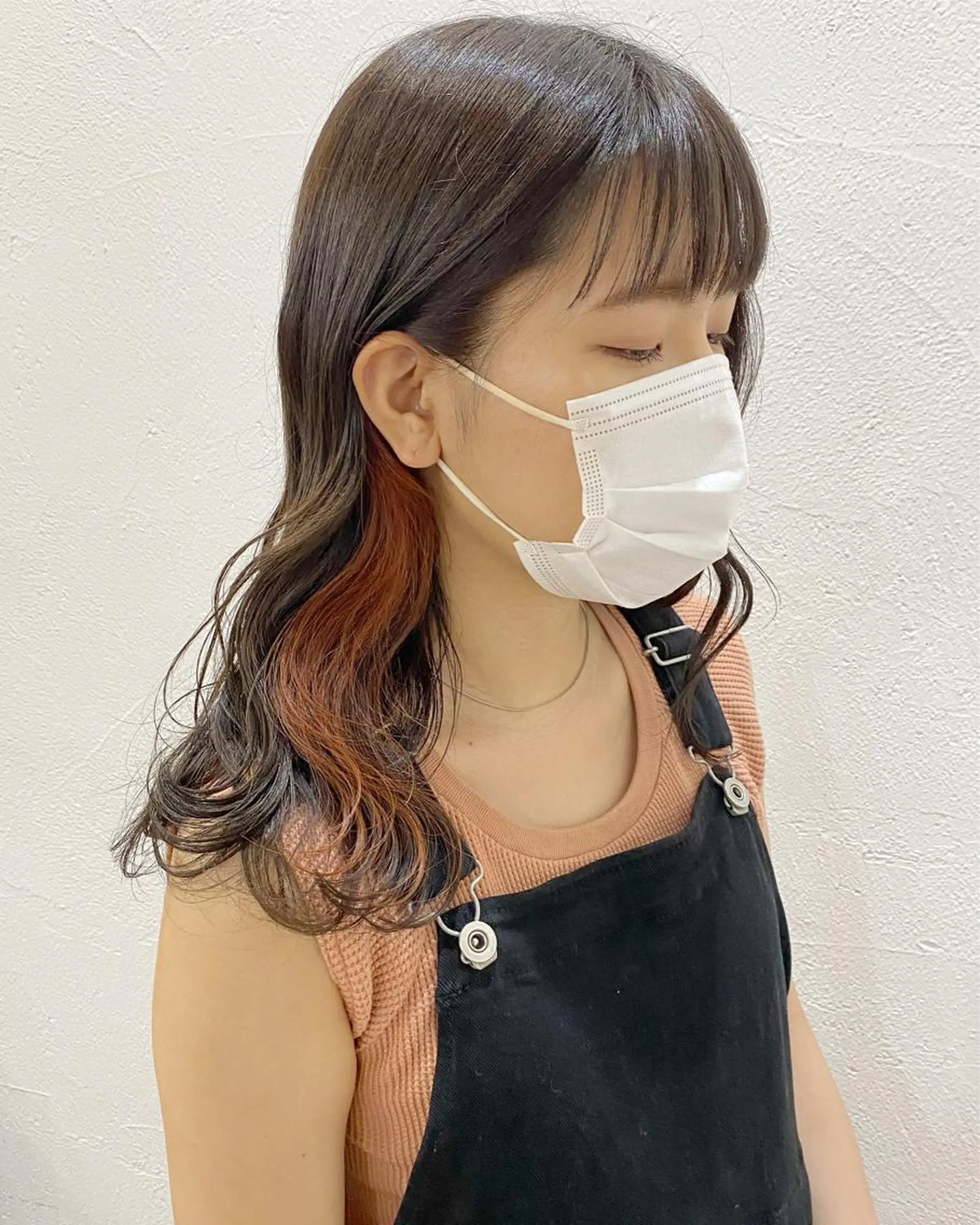 セミロング カラー イヤリングカラー 榎園 由美のヘアスタイル