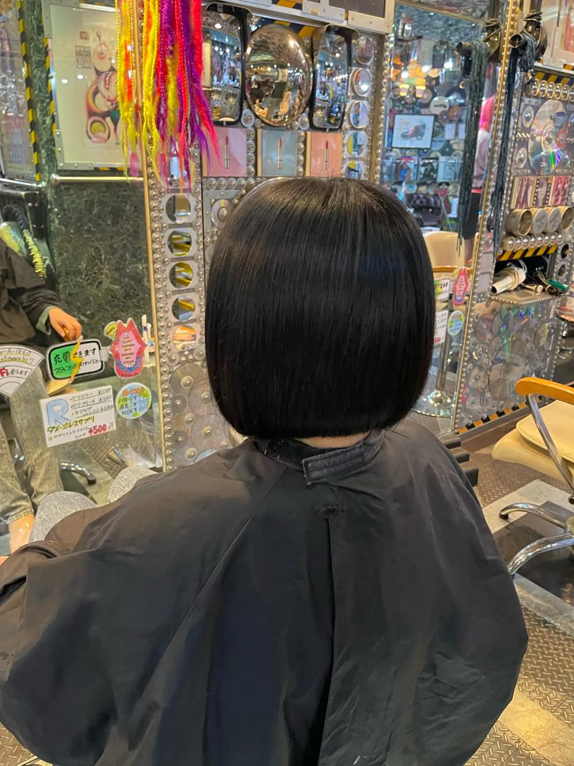 ショート カラー ヘアアレンジ ボブ 🌈派手髪エクステ ブレイズ🌈ひろとのヘアスタイル