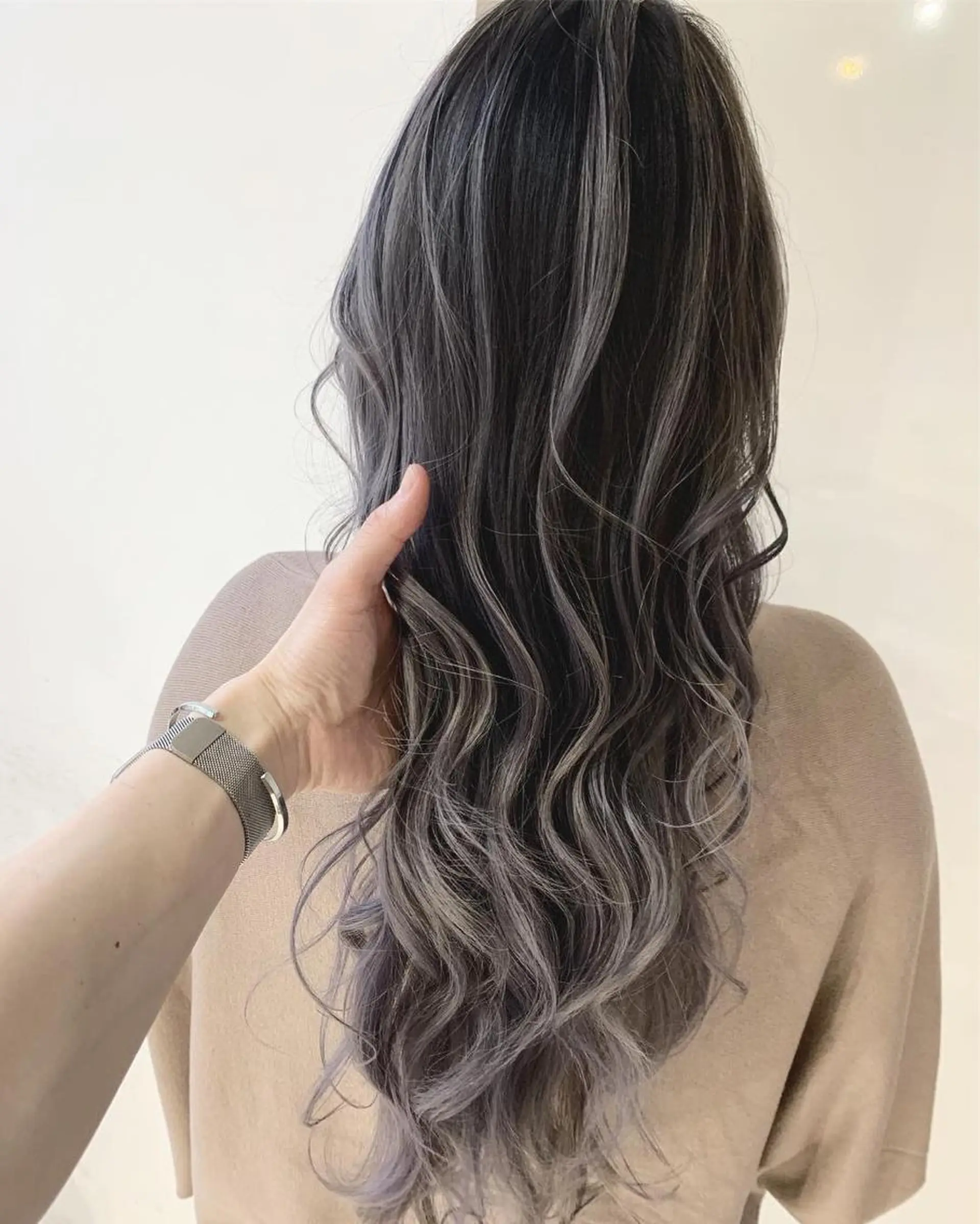 ロング カラー パーマ ヘアアレンジ 【公式】amble luxe池袋東口🩷のヘアスタイル