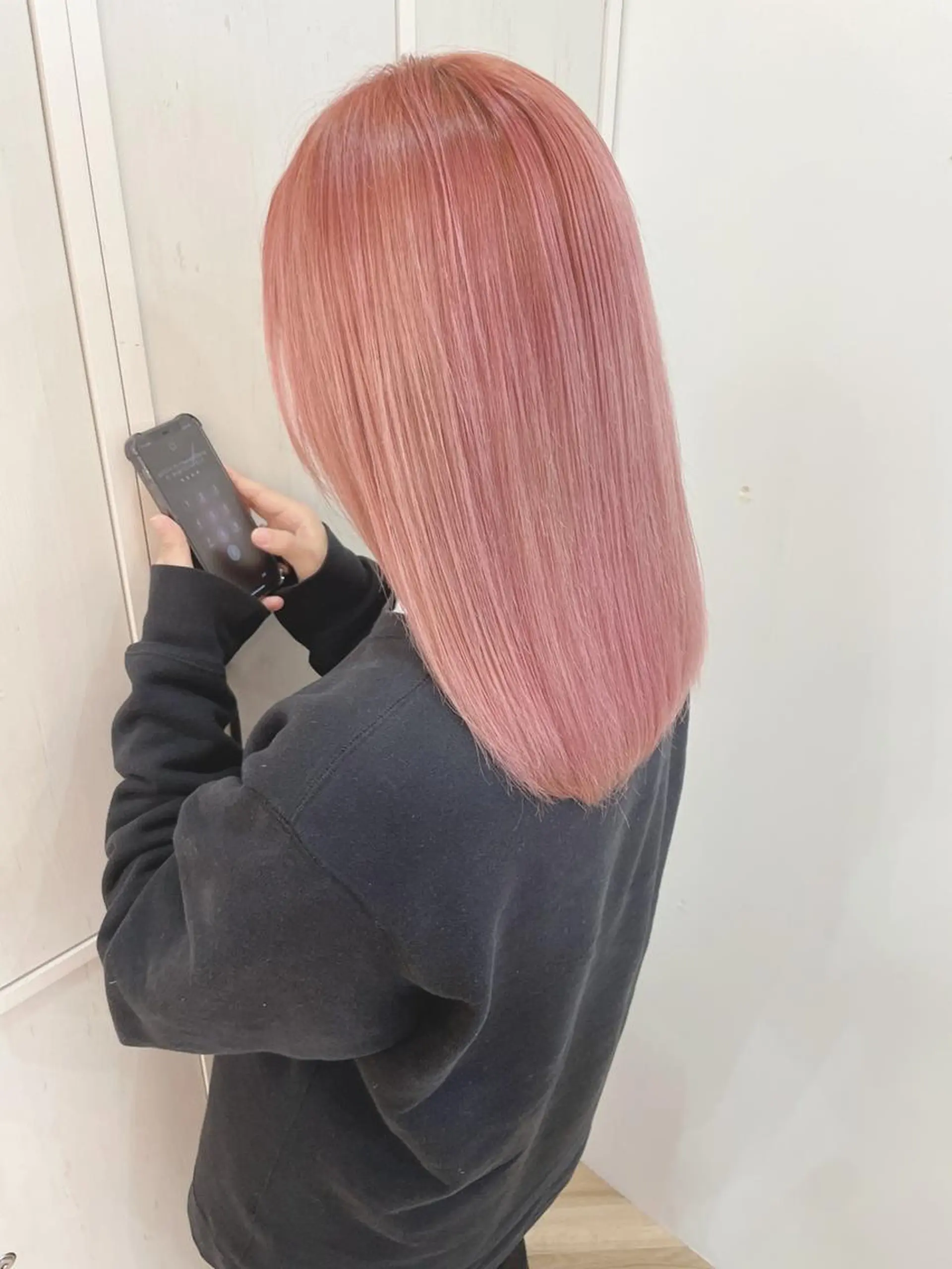 ミディアム カラー 切りっぱなしボブ ベージュカラー ブリーチ ケアブリーチ ケアカラー 🫧髪質改善🫧 神田紗来のヘアスタイル