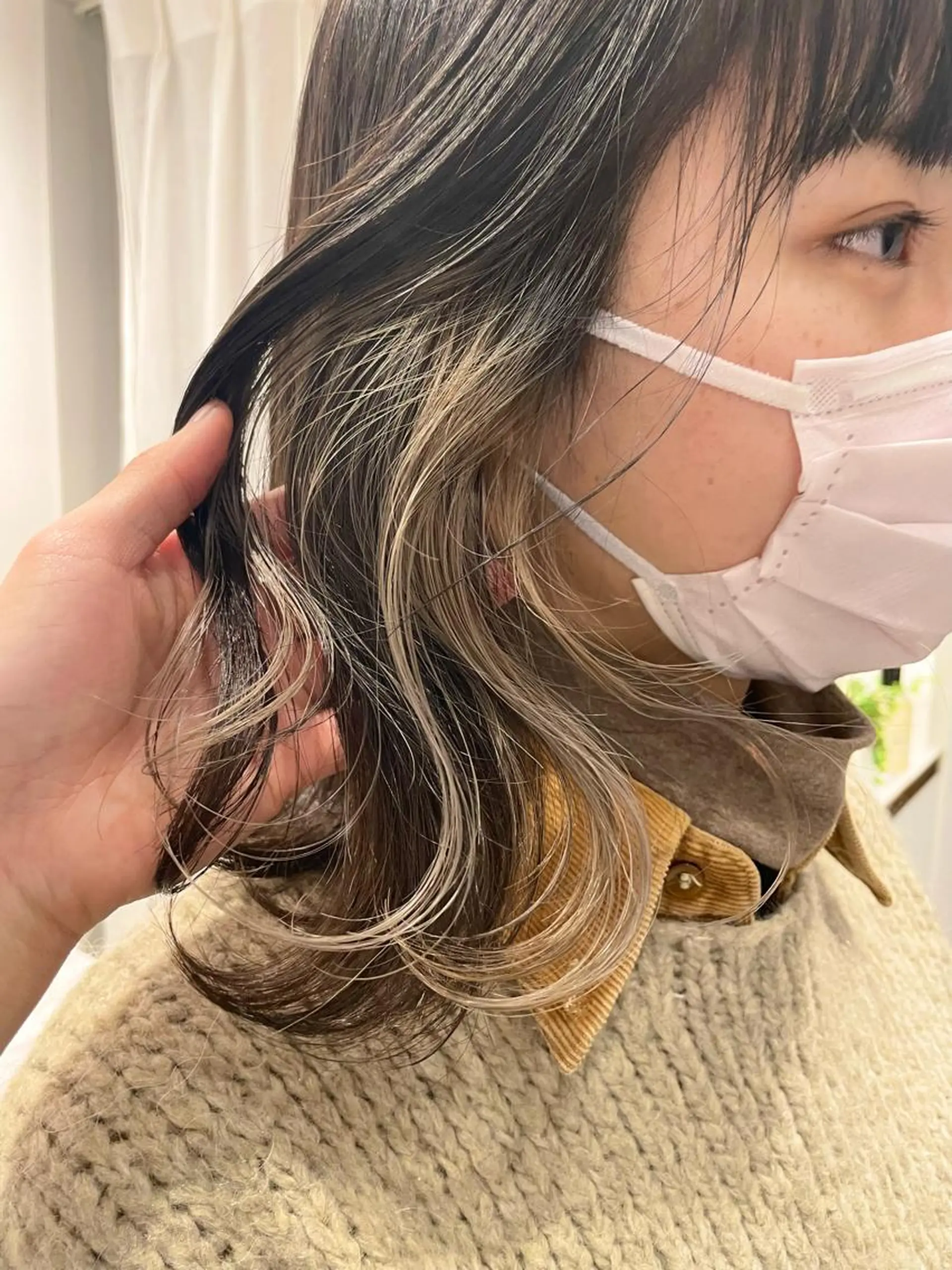 ミディアム カラー インナーカラー 伊藤 まみのヘアスタイル