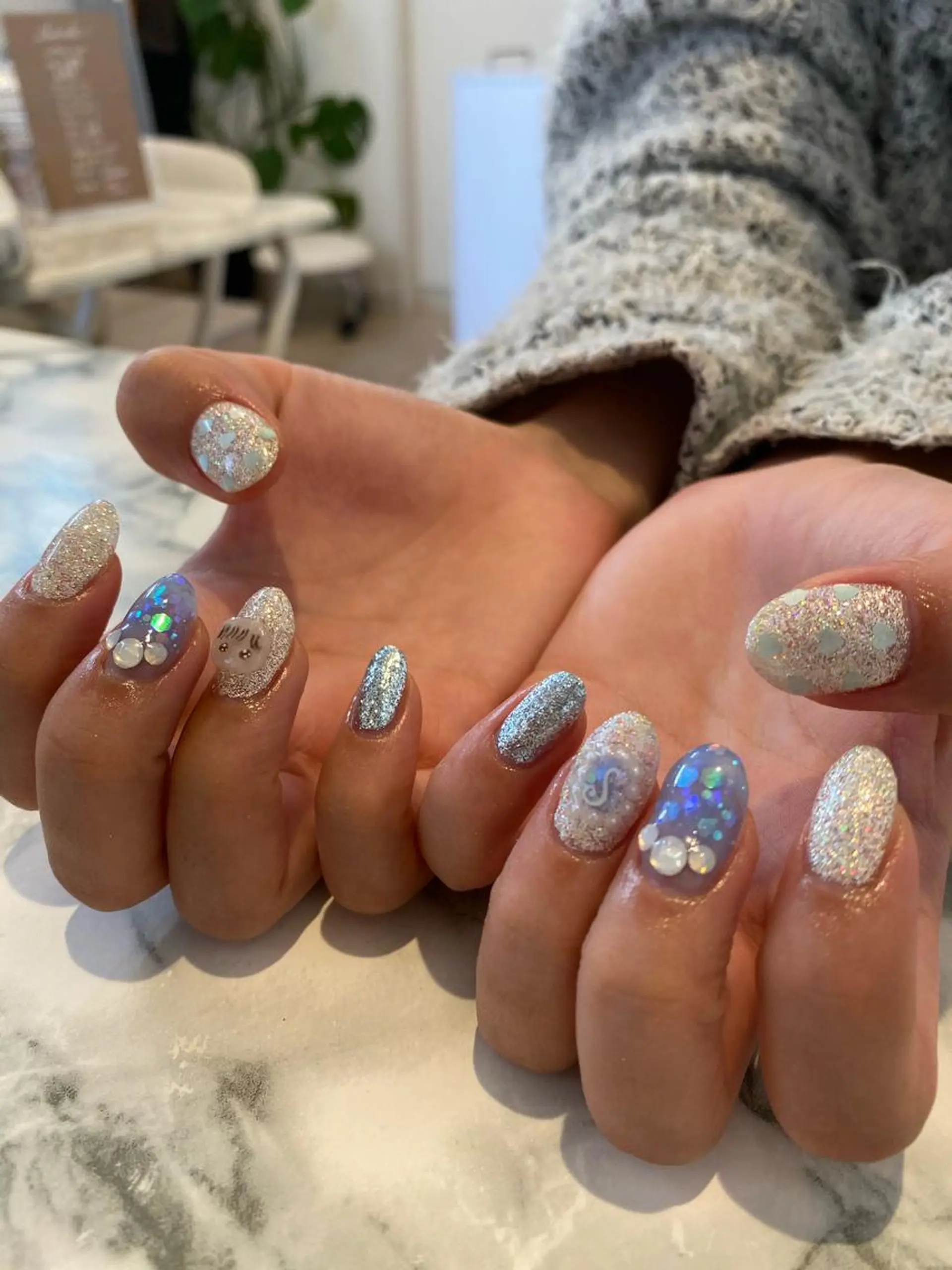 ネイル juedi nail(木曜日のネイル)所属・juedi nail 〜木曜日のネイル〜のネイルデザイン