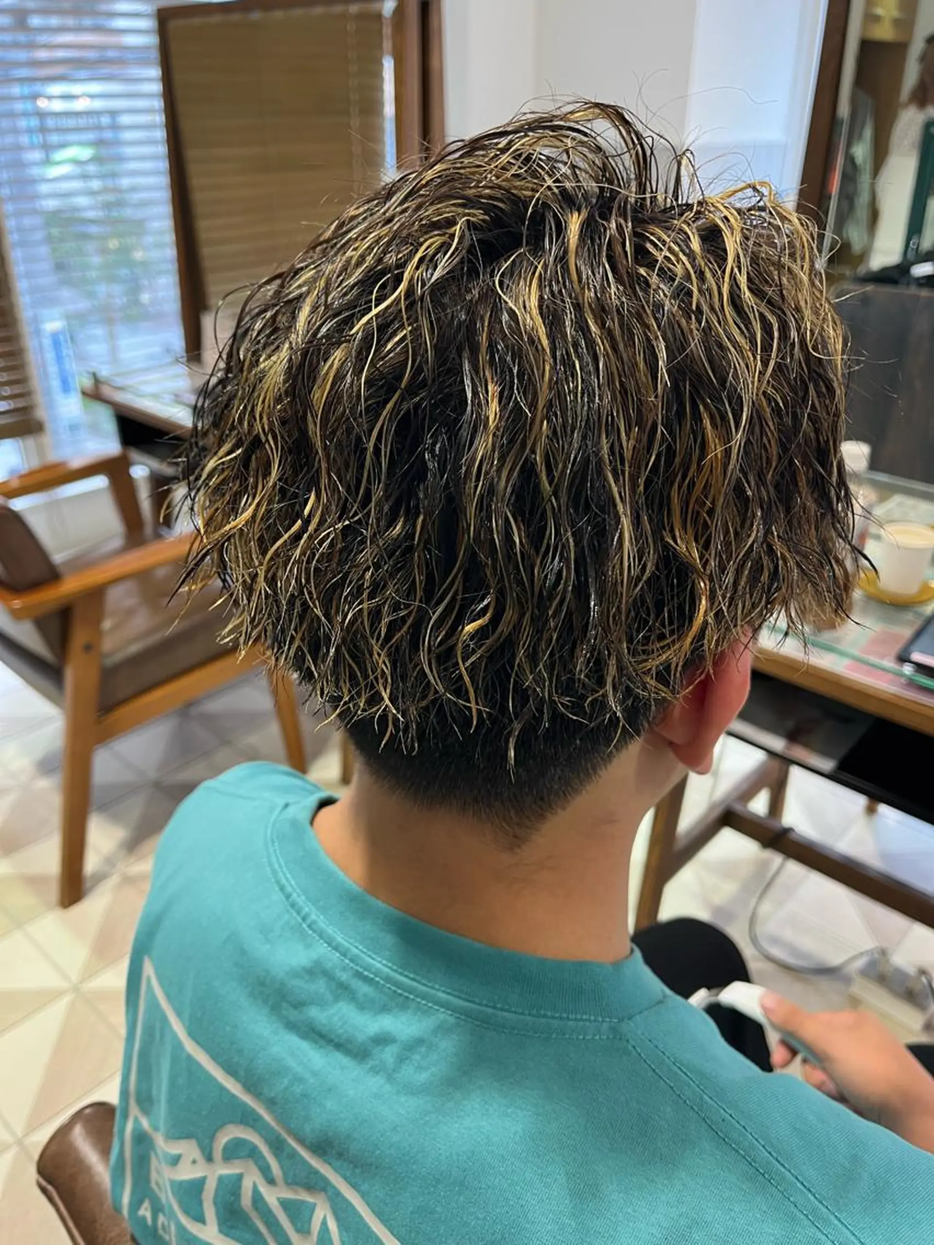 メンズ カット ヘアカラー パーマ 鬼松沙弥 ❤︎メンズパーマのヘアスタイル