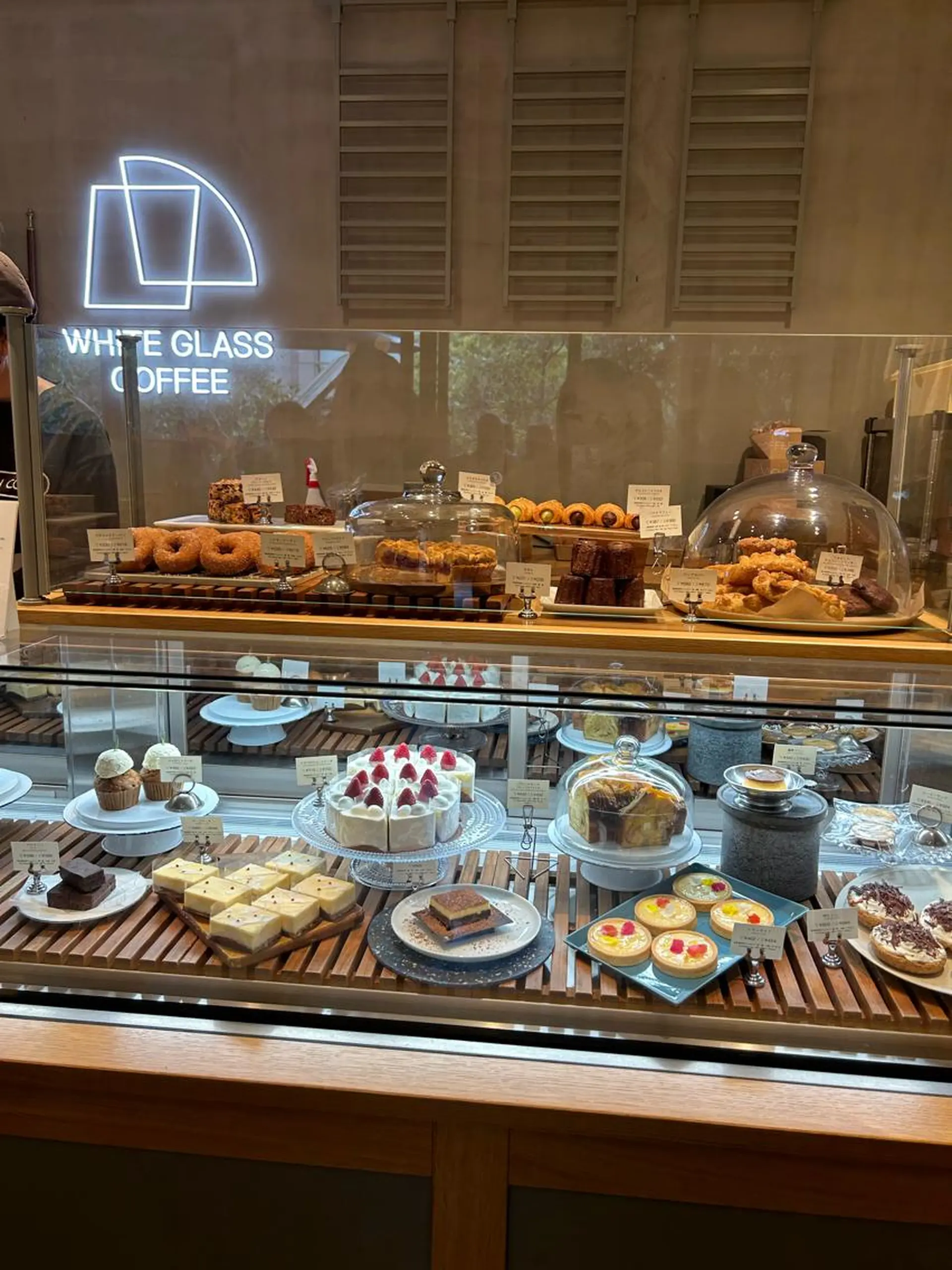 マツエク・マツパ アイブロウ GO TODAY SHAiRE SALON Vellmie店所属・吉祥寺kasumi 🌛eye/browのマツエク・マツパデザイン