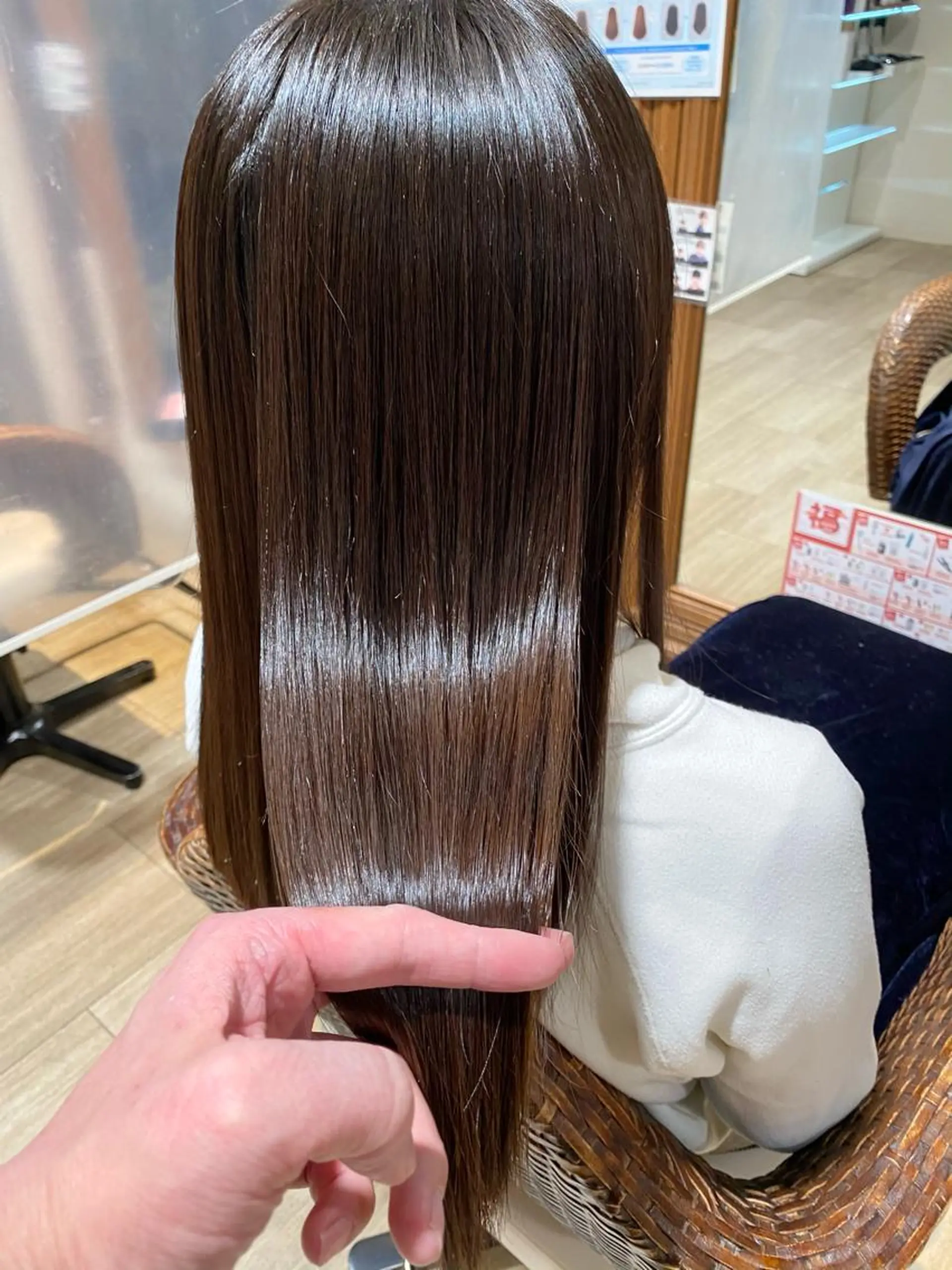 セミロング パーマ 髪質改善 縮毛矯正 トリートメント ストレートパーマ 縮毛矯正 トリートメント 髪質改善特化KIZU /艶髪研究（京都）のヘアスタイル