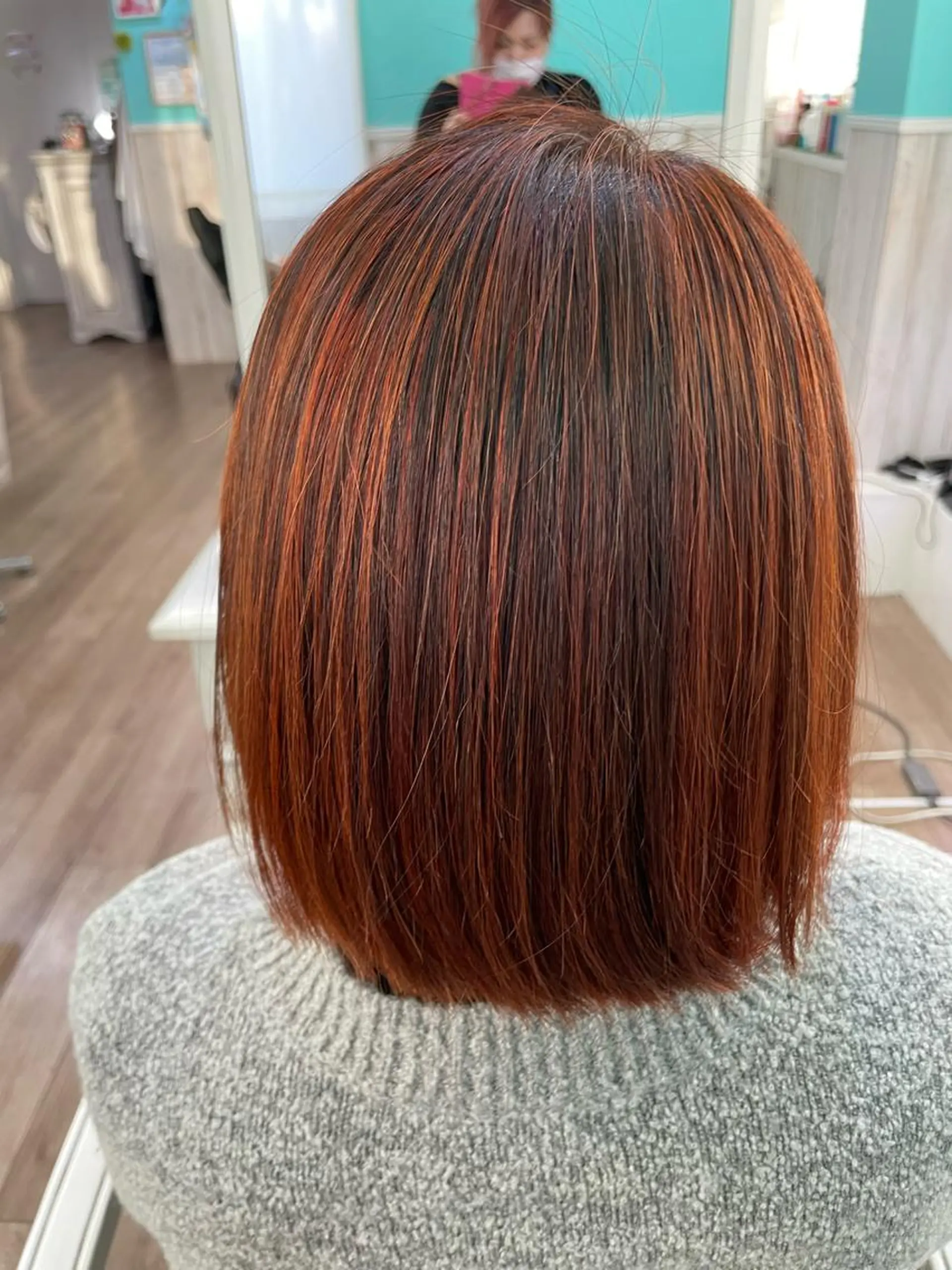 ショート カラー オレンジ ヘアカラー トリートメント 🐆アンドウ チカコ🦓のヘアスタイル