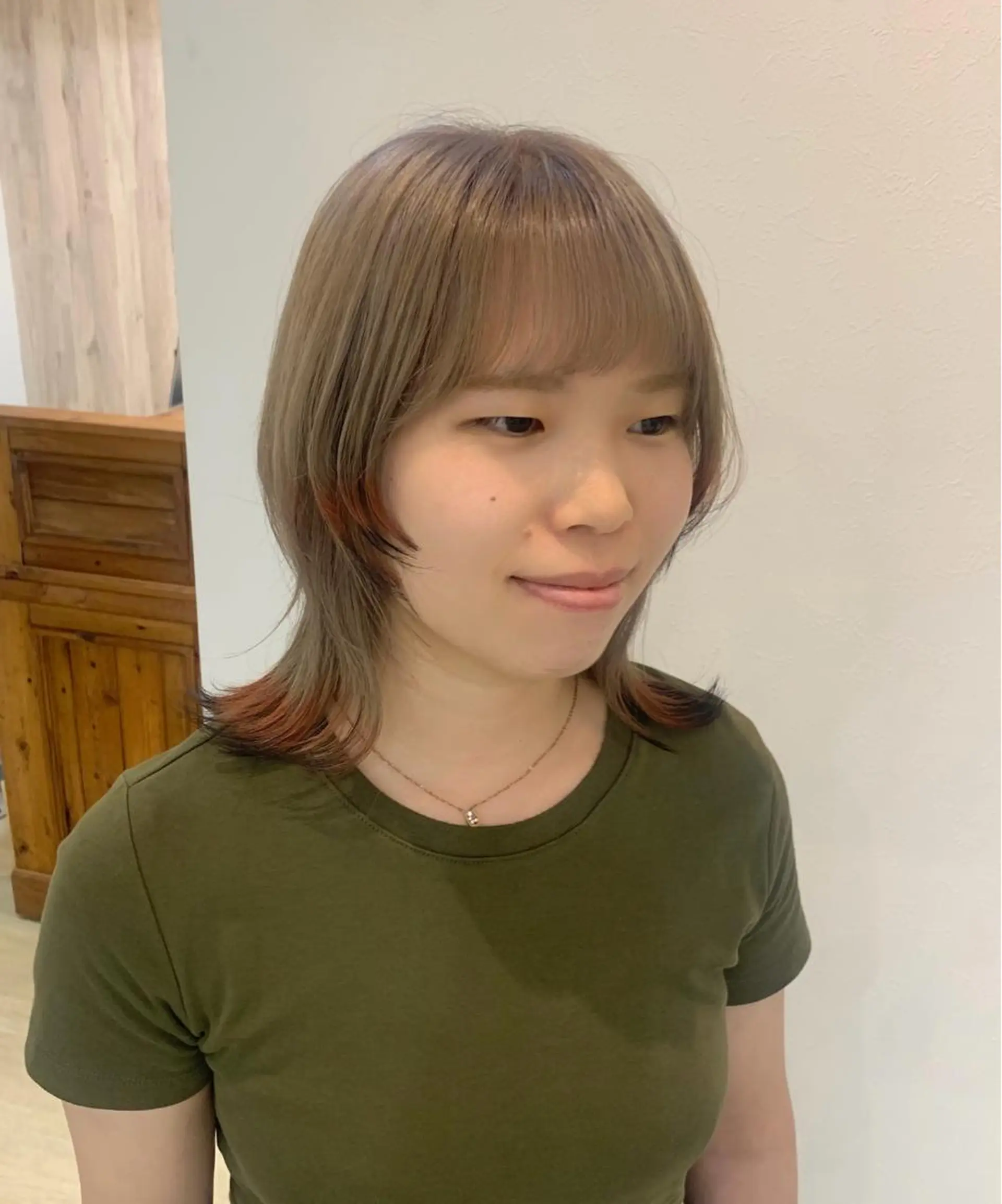 セミロング カット ヘアカラー トリートメント 竹村 恵功代のヘアスタイル