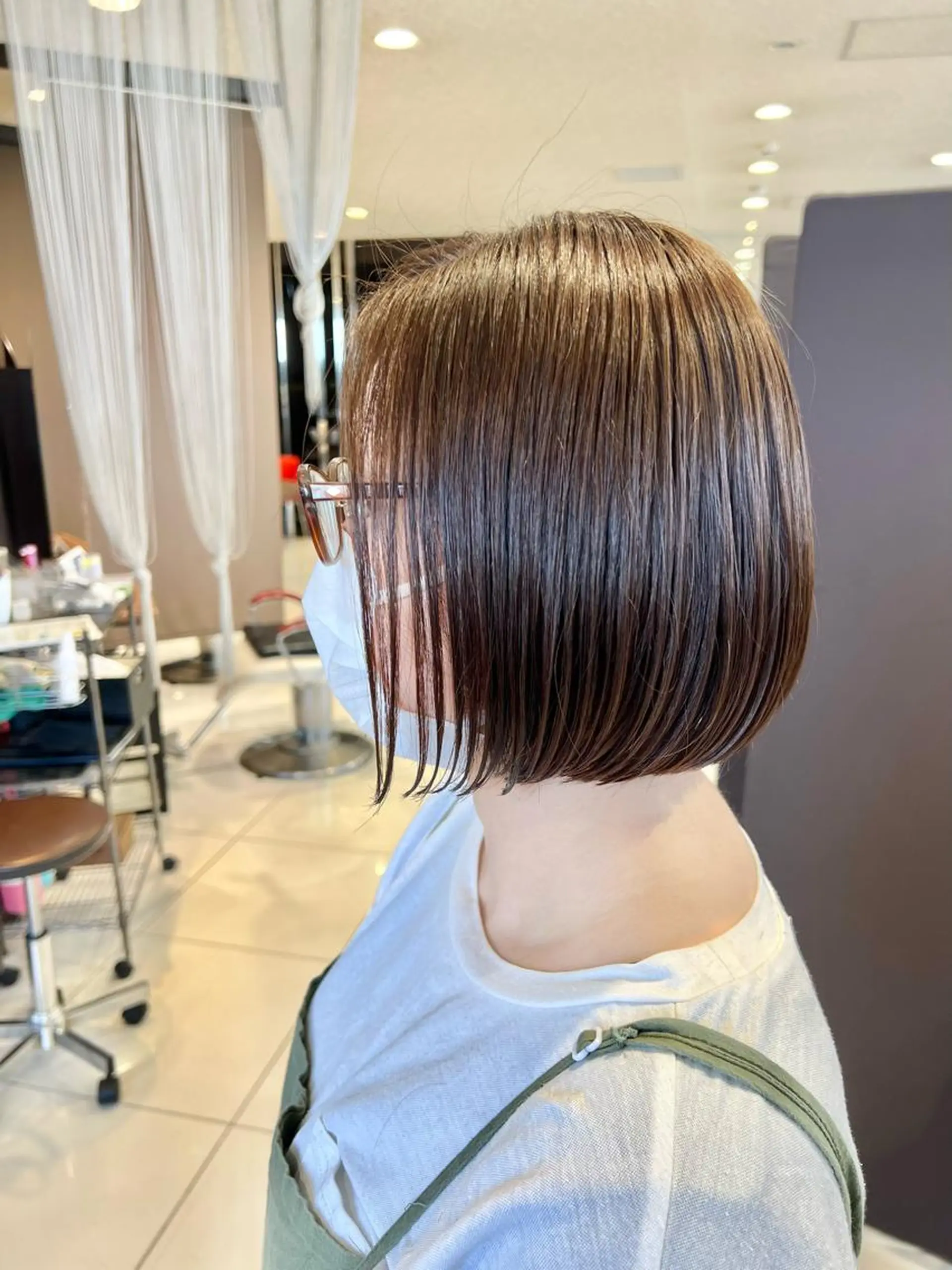 ショート ボブ 下條 真のヘアスタイル