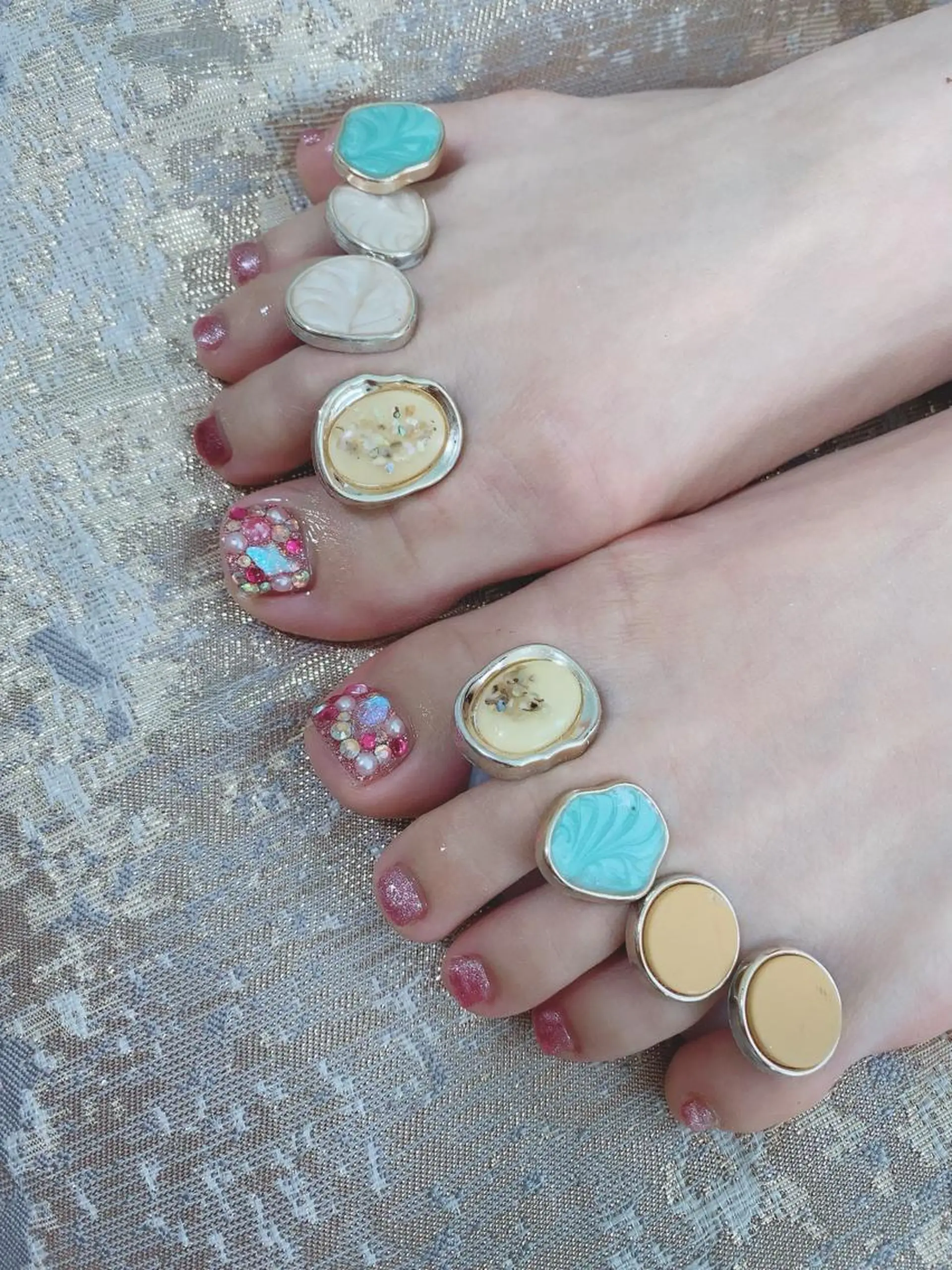 ネイル フットネイル 艶々の美爪を〜 【リリアーナ】のネイルデザイン