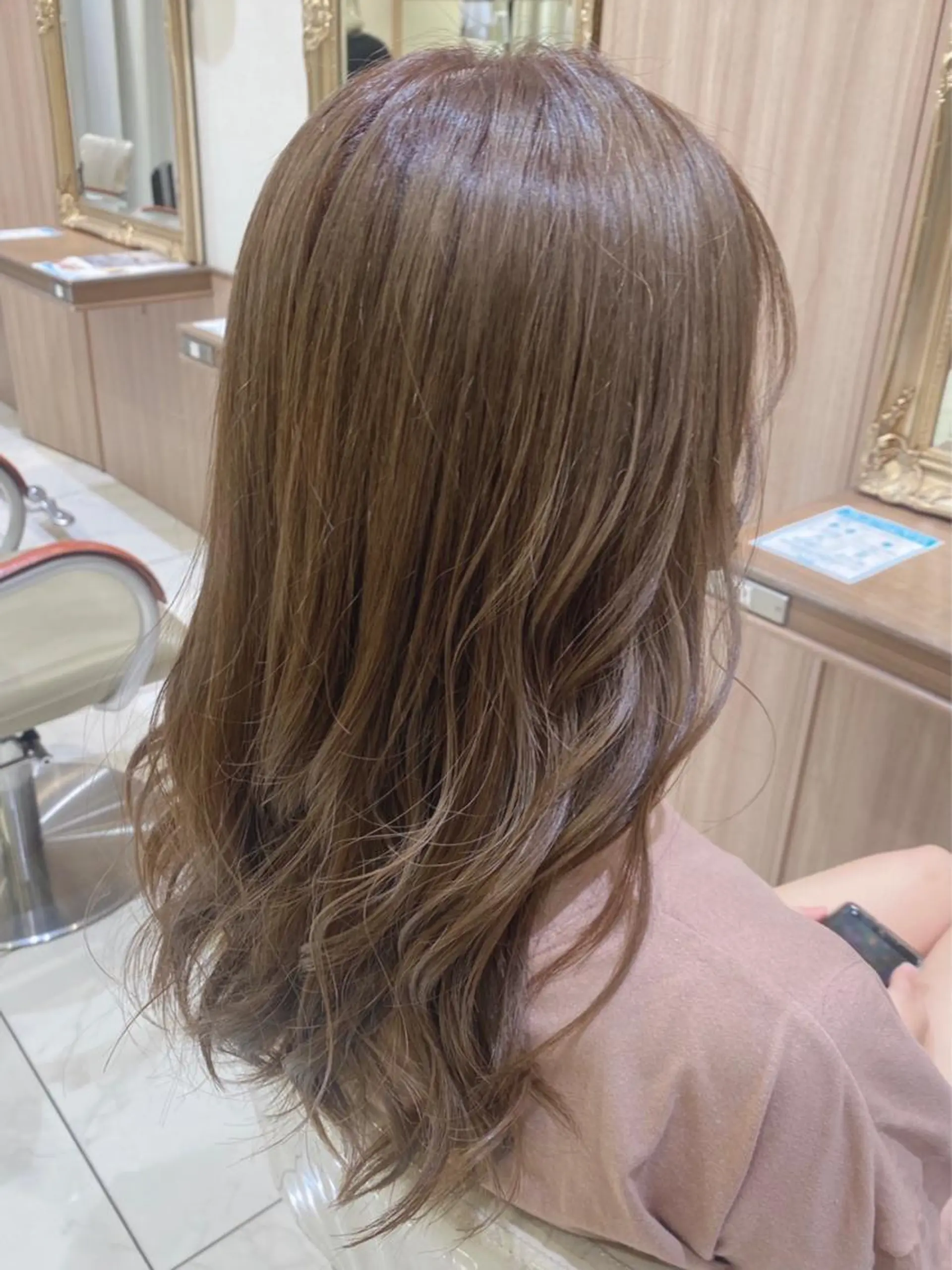 ロング カラー パーマ 古川 琴美のヘアスタイル