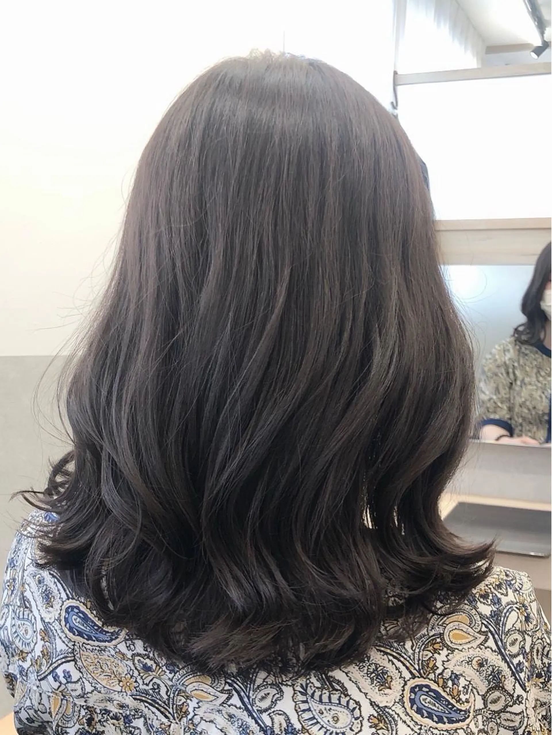 ミディアム カラー カット ヘアカラー トリートメント 西野 美空🍊のヘアスタイル