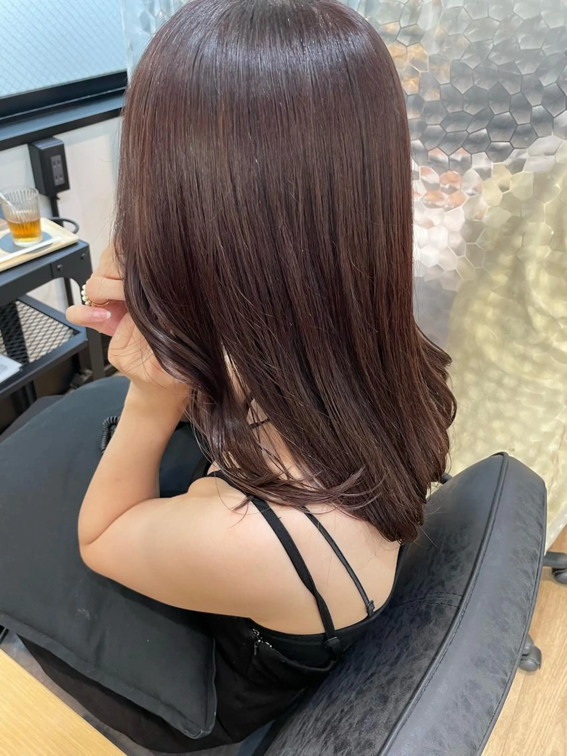 カラー パーマ ヘアアレンジ メンズ キッズ ネイル マツエク・マツパ アイブロウ Megu/ベージュ/ 透明感カラーのヘアスタイル