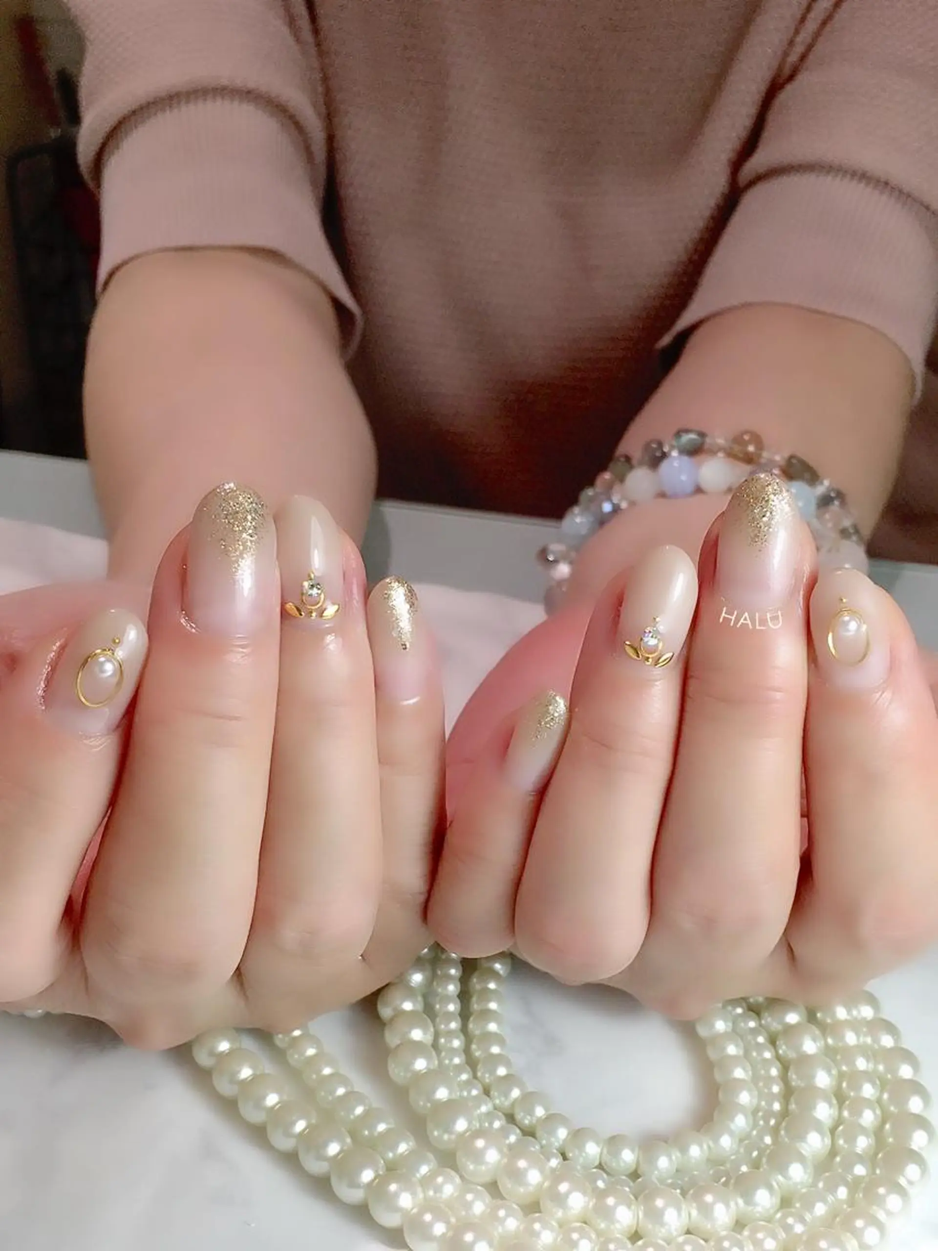 ネイル ゴールド HALU ハルのネイルデザイン