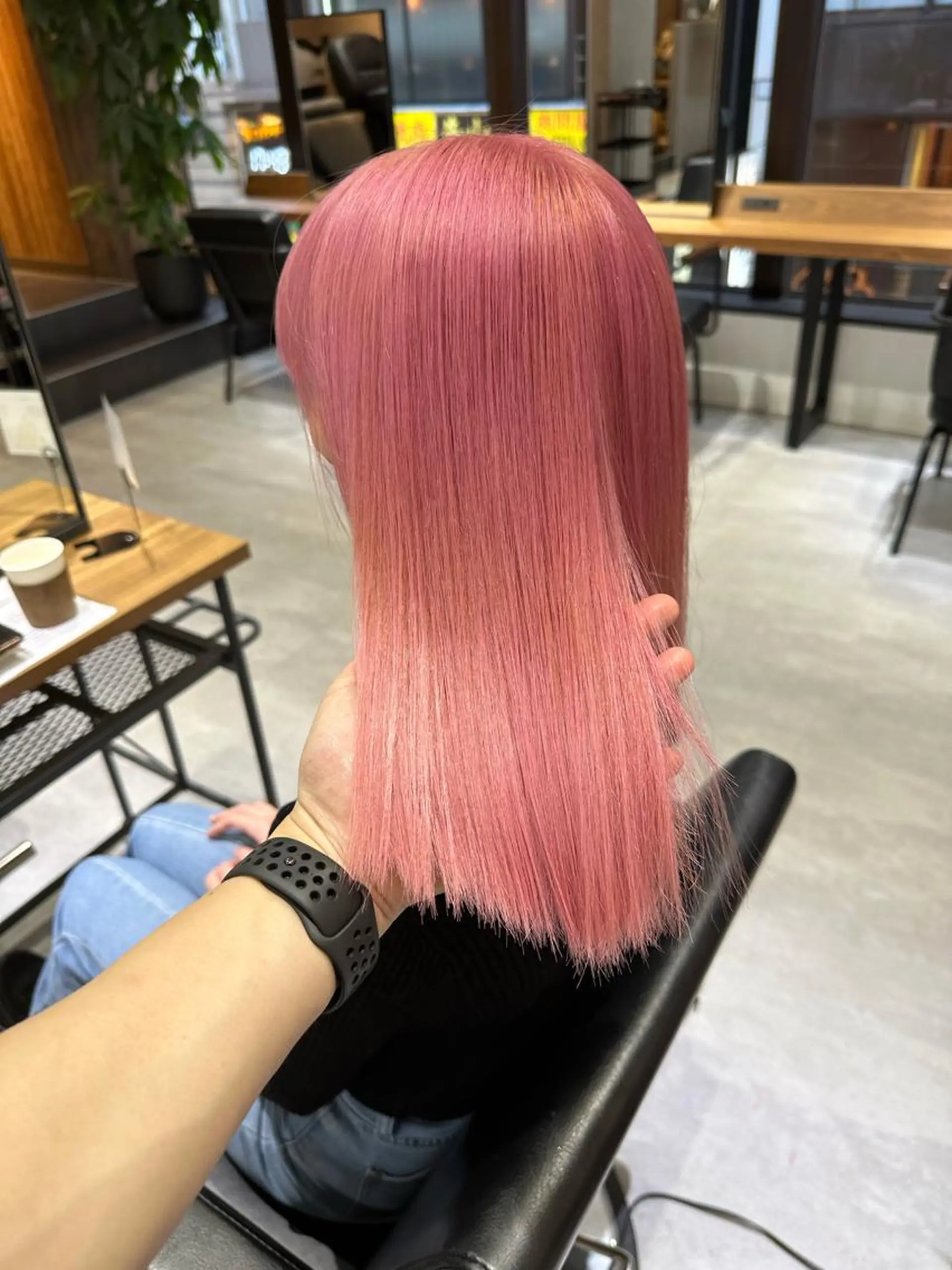 セミロング カラー ダブルカラー ハイトーンカラー ピンクカラー ヘアカラー トリートメント KEISUKE🐶 カラー✨エクステのヘアスタイル