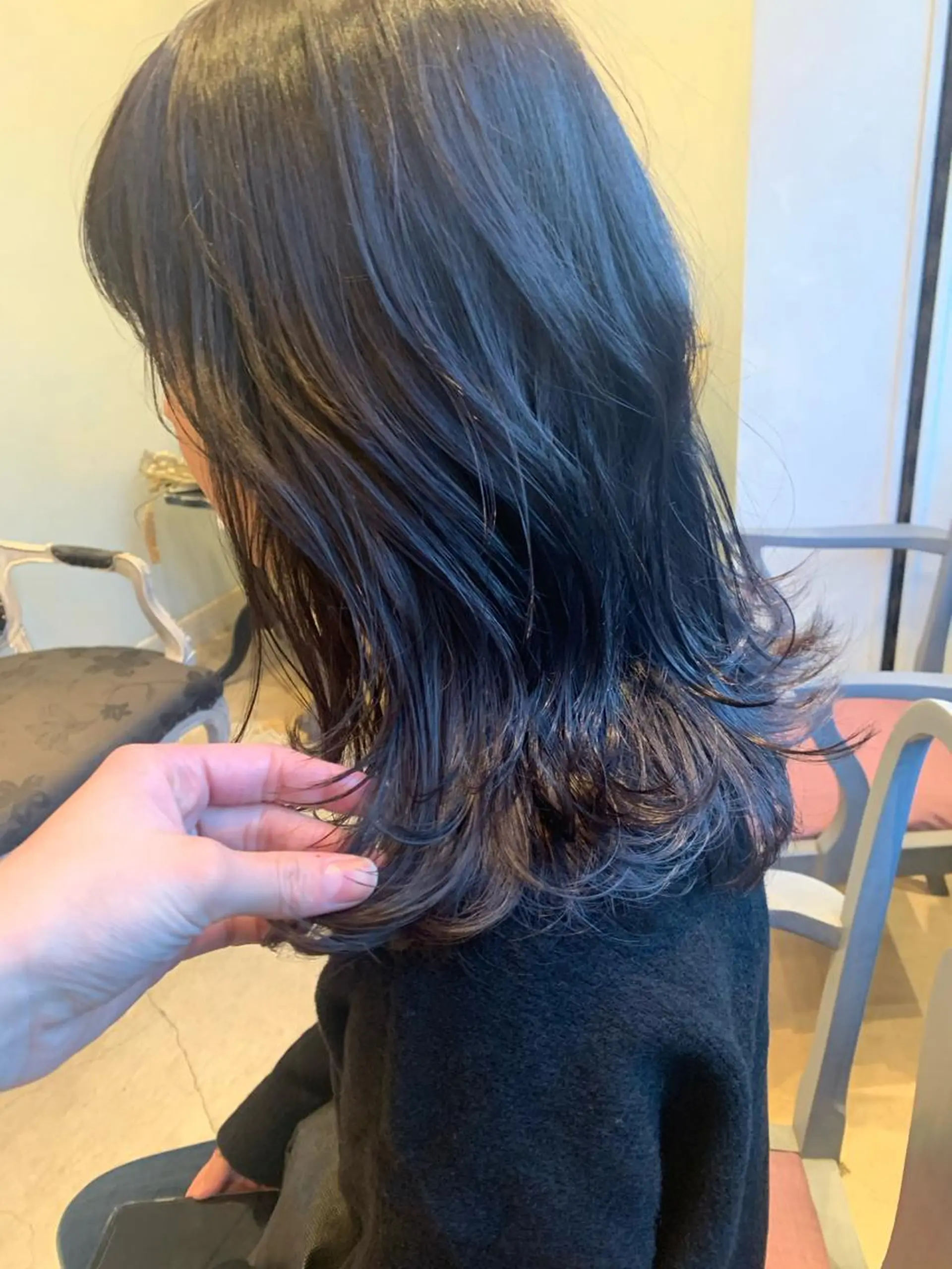 セミロング カット ヘアカラー SAKINO． ベージュカラーのヘアスタイル
