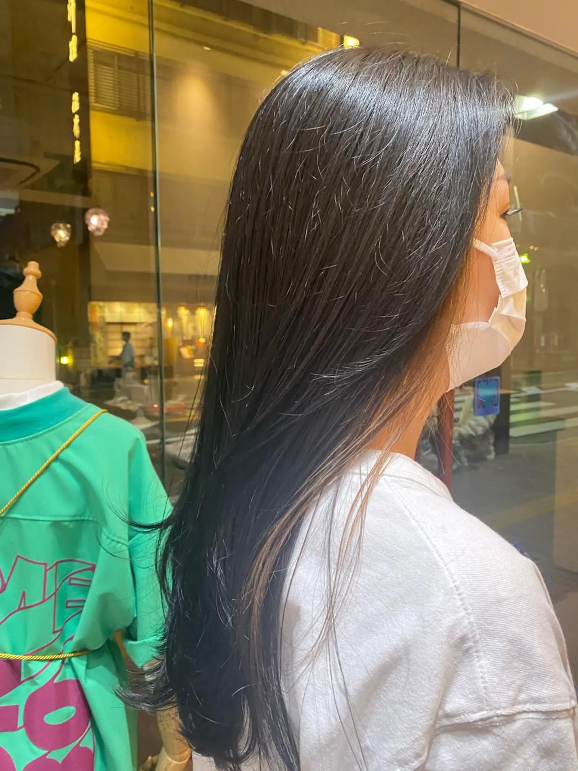 ロング カラー haru .のヘアスタイル